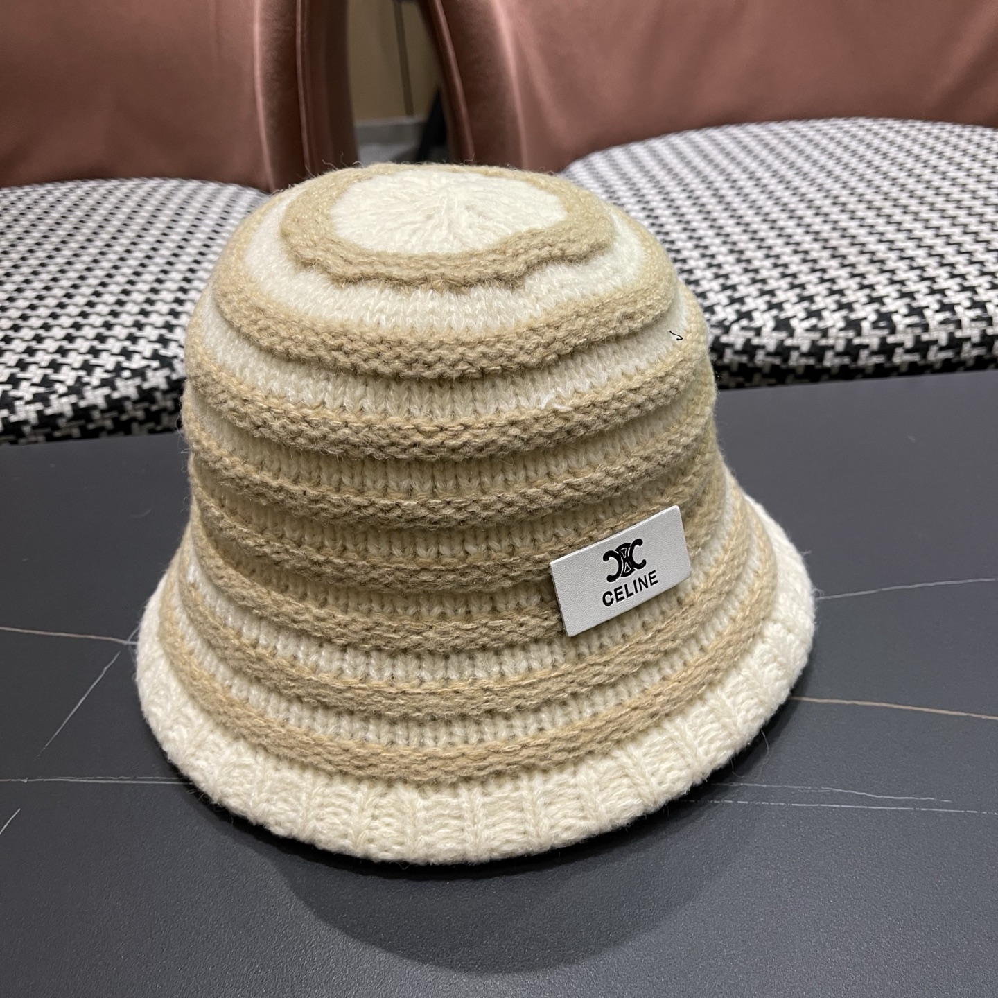 Celine 赛琳*定制版凯旋门羊羔毛盆帽女款水桶帽2025年爆款新款秋冬季帽子渔夫帽冬款