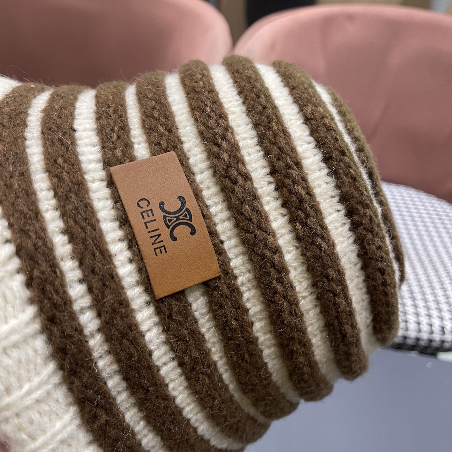 Celine 赛琳*定制版凯旋门羊羔毛盆帽女款水桶帽2025年爆款新款秋冬季帽子渔夫帽冬款