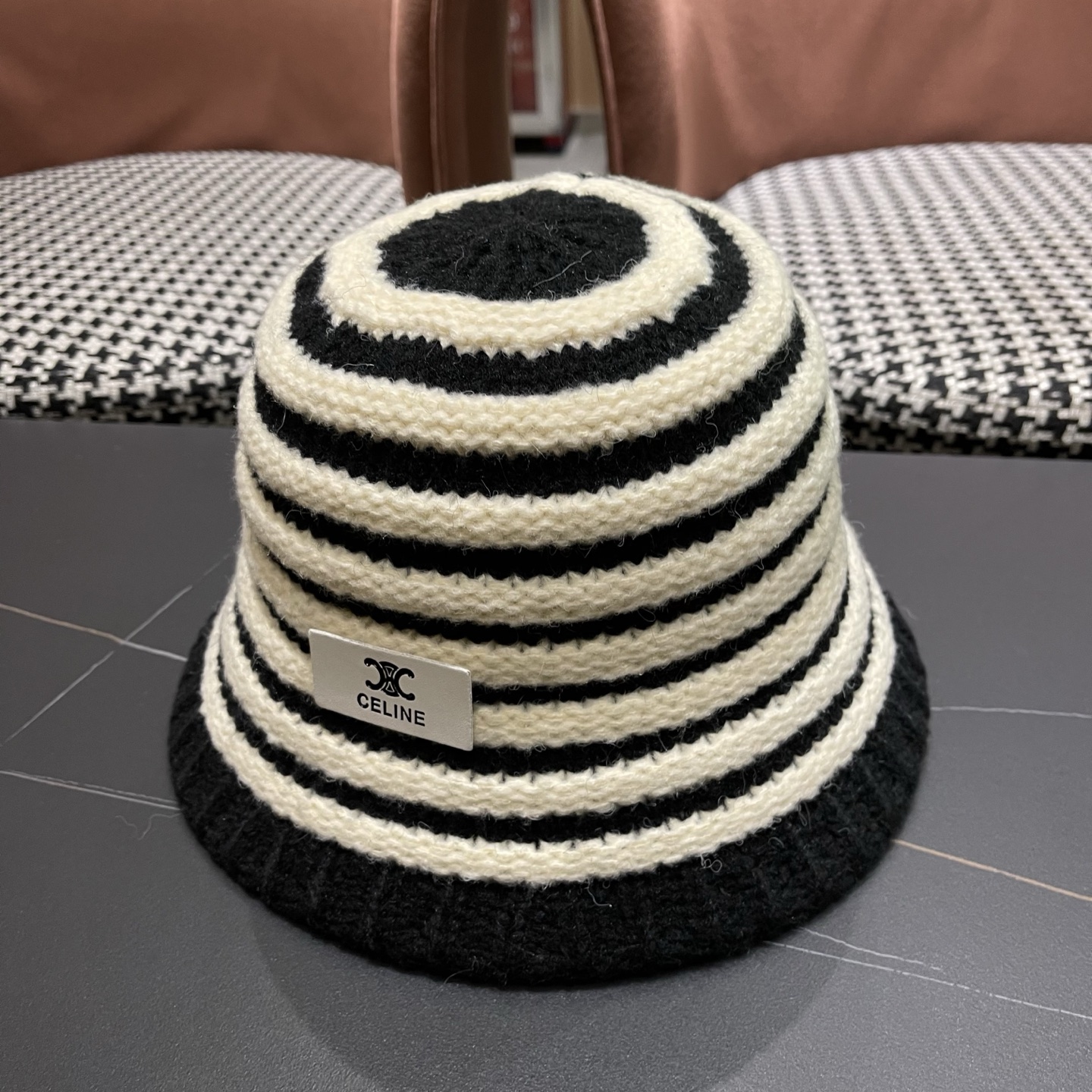 Celine 赛琳*定制版凯旋门羊羔毛盆帽女款水桶帽2025年爆款新款秋冬季帽子渔夫帽冬款