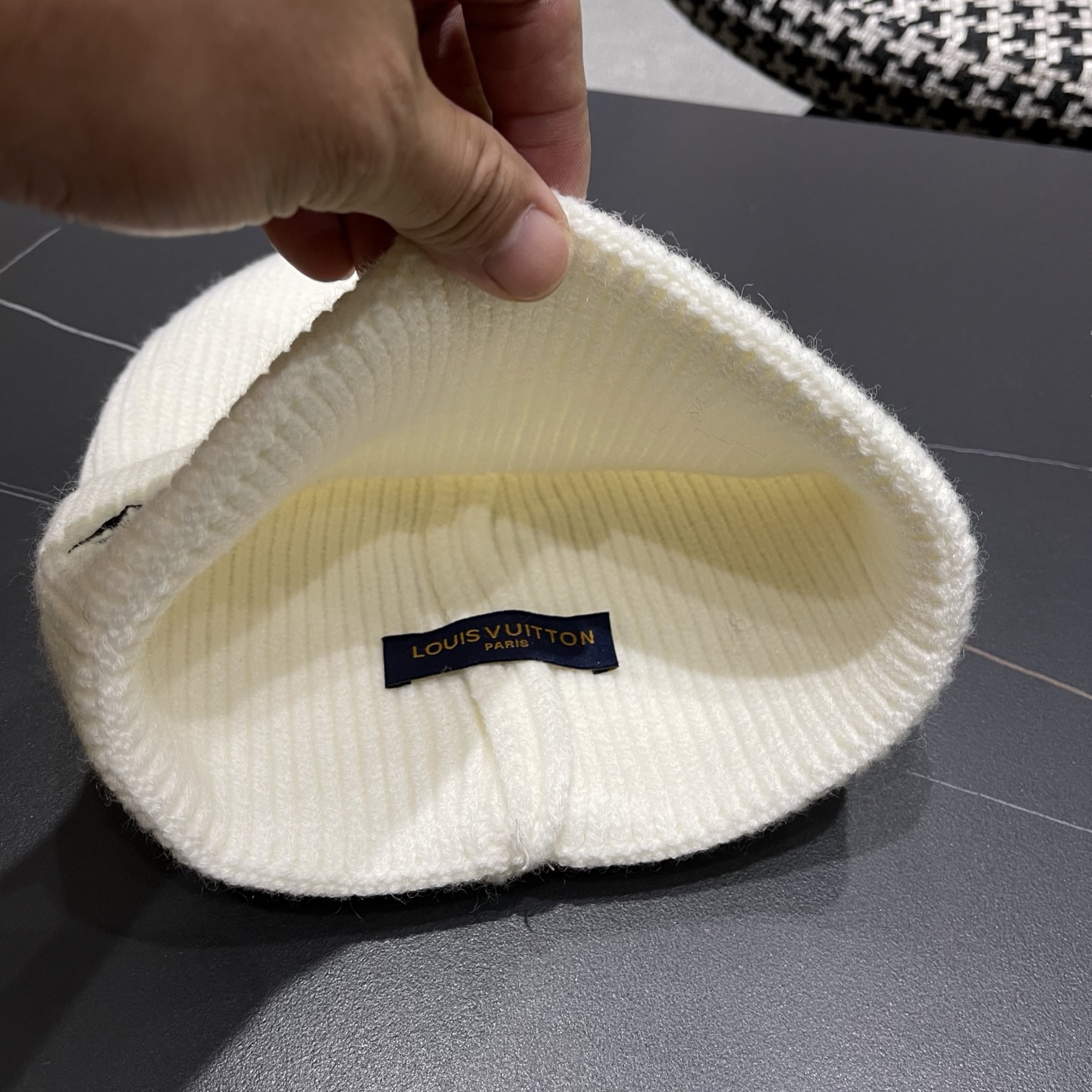 上新ꫛꫀꪝ ❥——❤LV 路易威登新品原单毛线帽 刺绣工艺 爆款