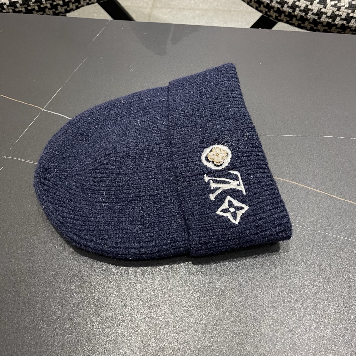 上新ꫛꫀꪝ ❥——❤LV 路易威登新品原单毛线帽 刺绣工艺 爆款