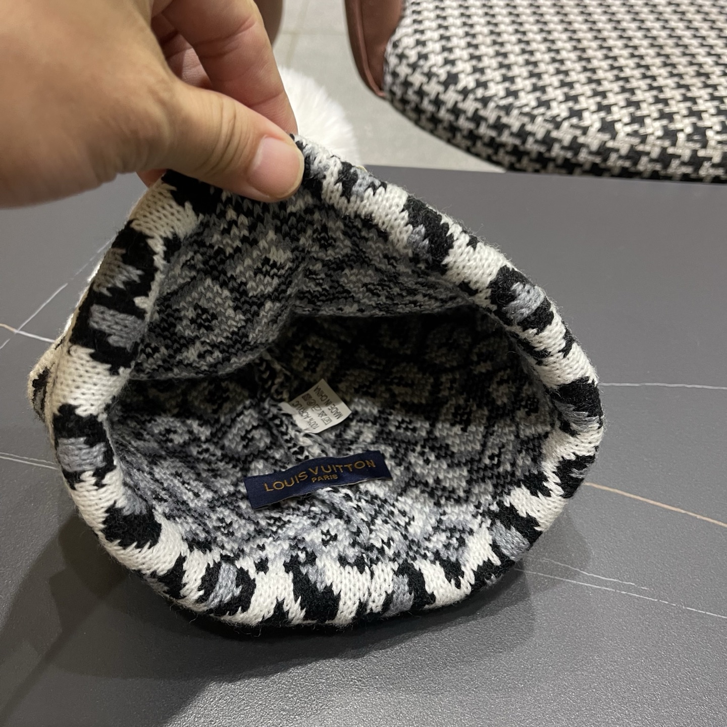 Lv路易威登冬季成人花豹帽子女保暖防寒毛线帽针织帽秋冬百搭骑车冬天月子帽时尚