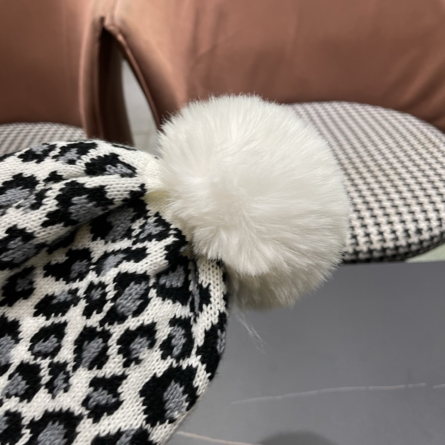 Lv路易威登冬季成人花豹帽子女保暖防寒毛线帽针织帽秋冬百搭骑车冬天月子帽时尚