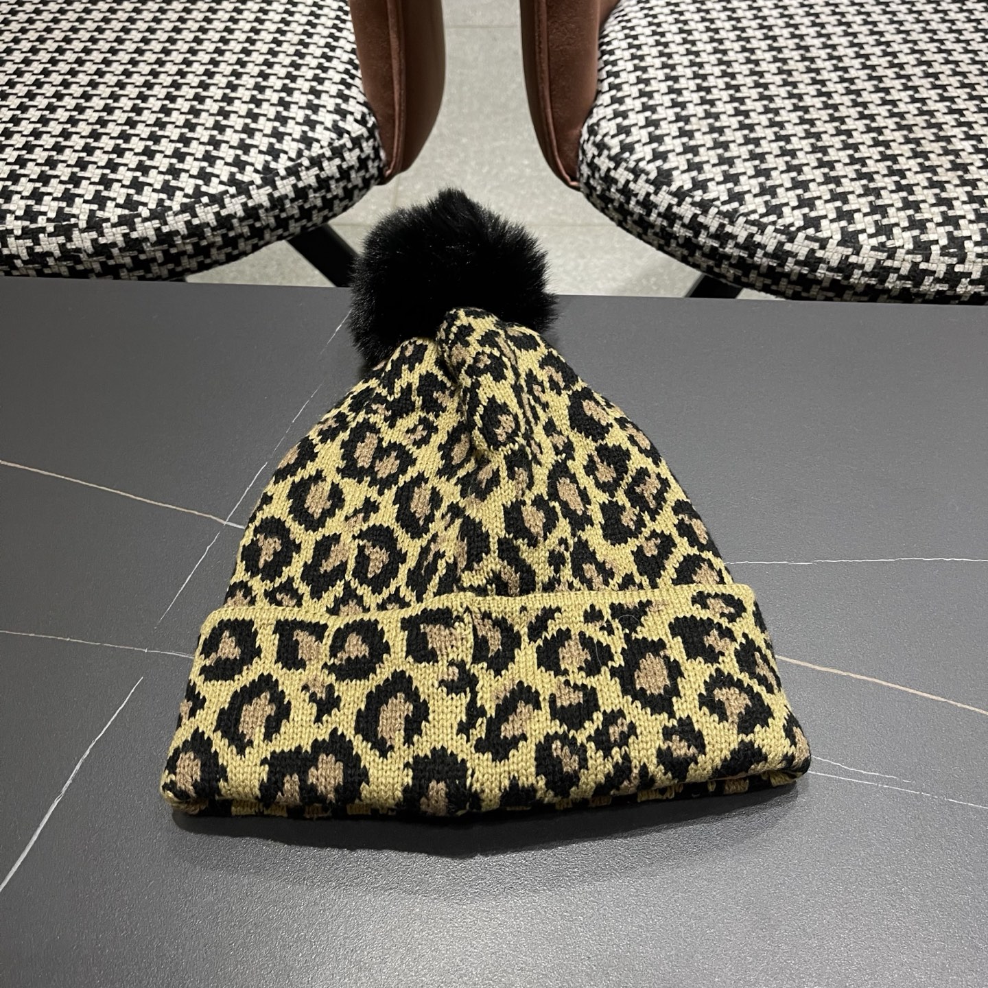 Lv路易威登冬季成人花豹帽子女保暖防寒毛线帽针织帽秋冬百搭骑车冬天月子帽时尚