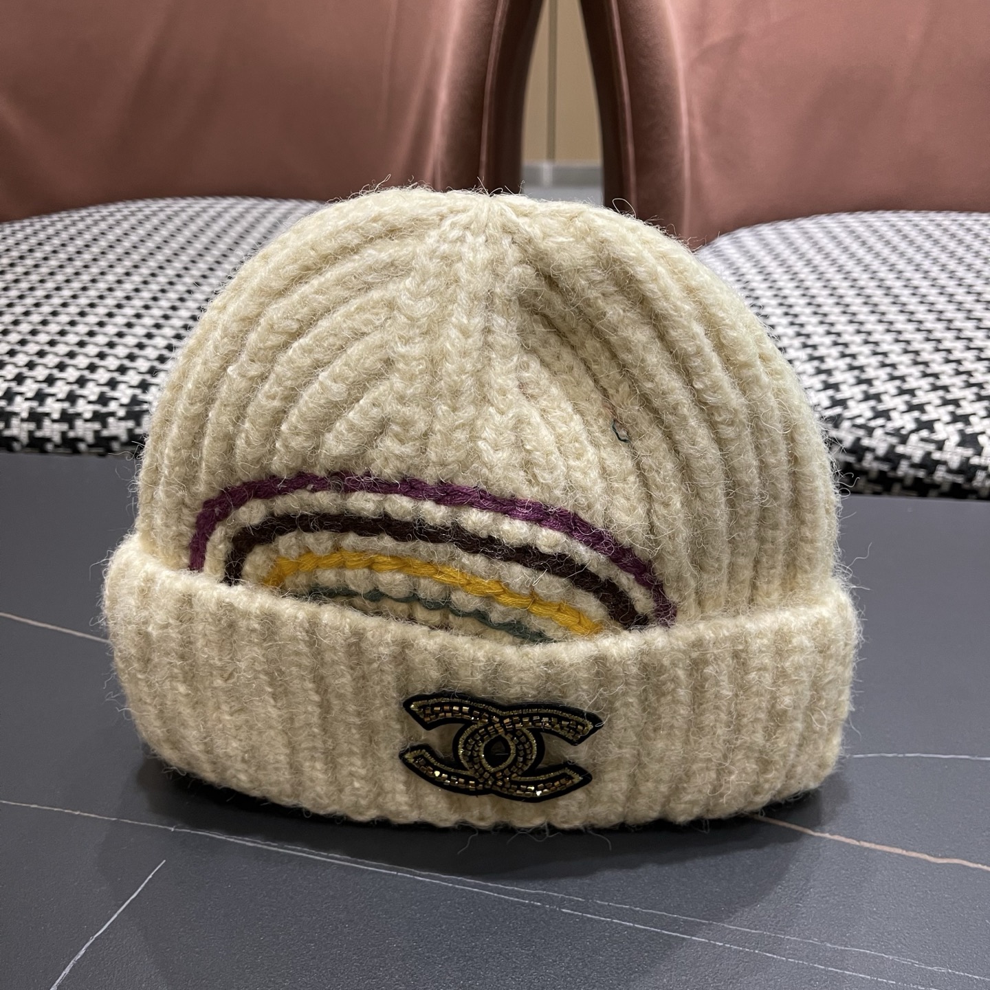 CHANEL香奈儿 新款彩虹刺绣毛线帽子女秋冬保暖护耳针织帽显脸小百搭包头帽冷帽