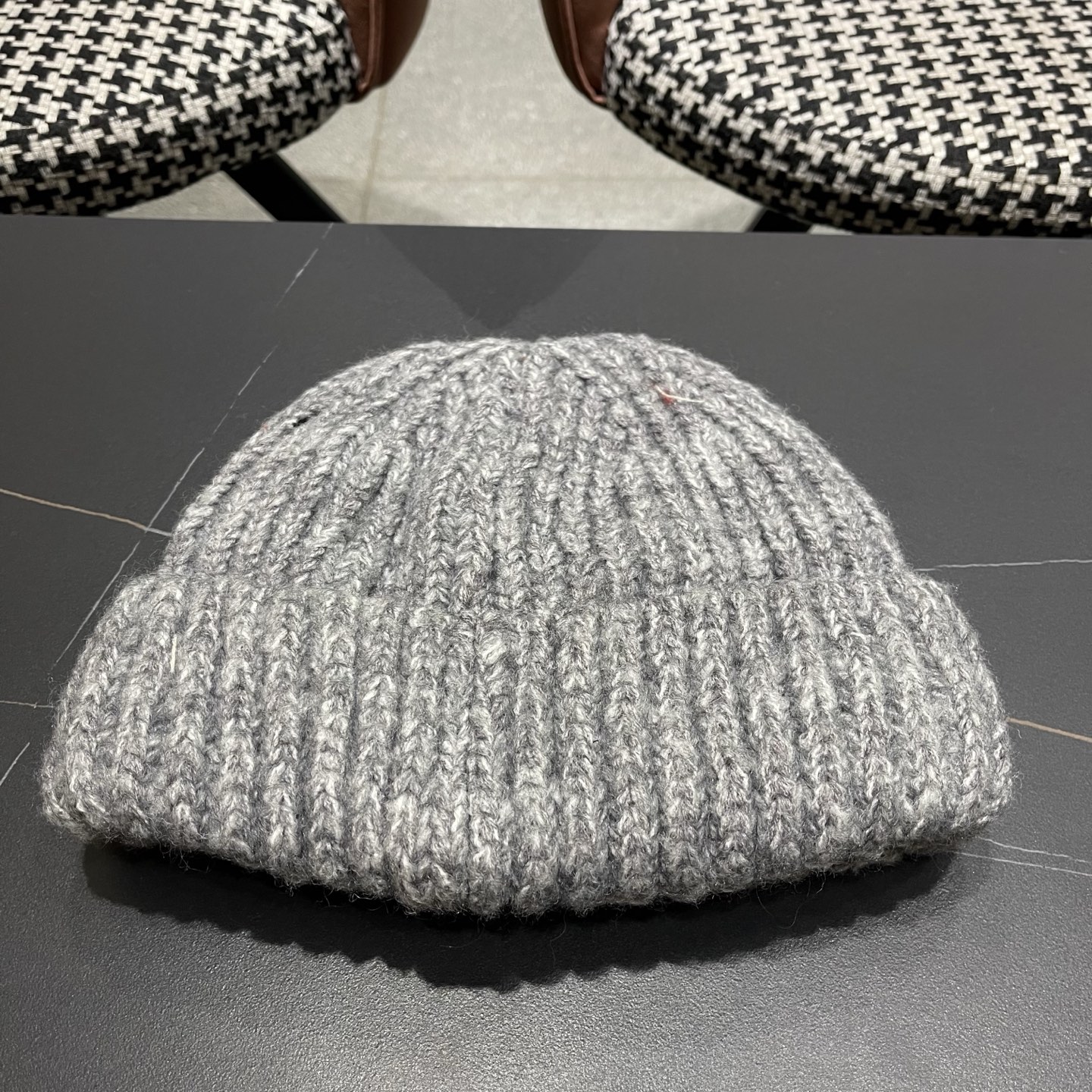 CHANEL香奈儿 新款彩虹刺绣毛线帽子女秋冬保暖护耳针织帽显脸小百搭包头帽冷帽