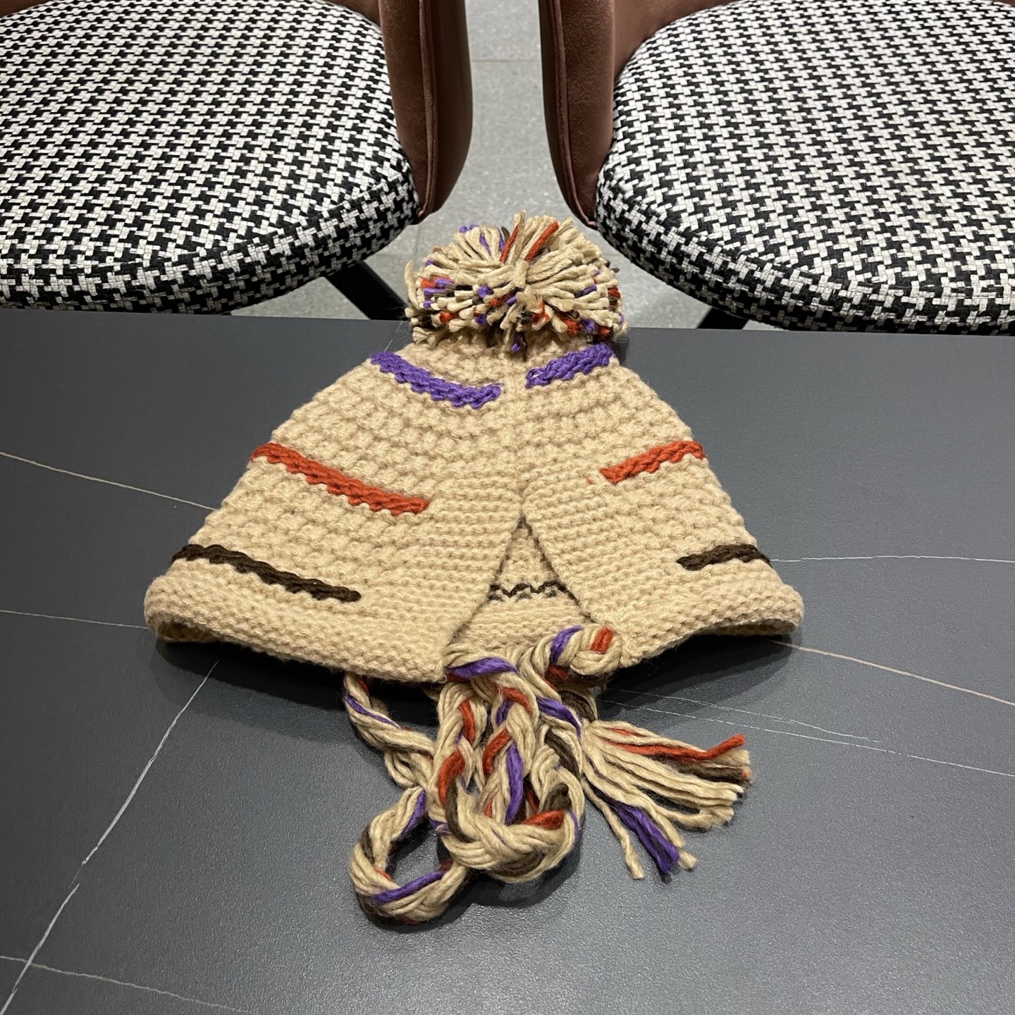 迪奥Dior 2025新款彩色条纹针织套头帽子女秋冬季保暖显脸小百搭护耳毛线帽