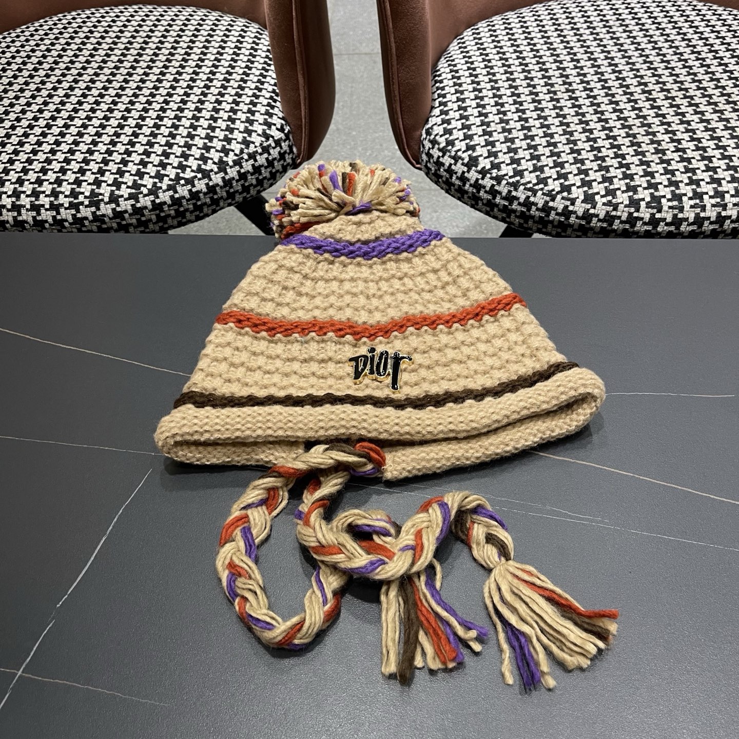 迪奥Dior 2025新款彩色条纹针织套头帽子女秋冬季保暖显脸小百搭护耳毛线帽