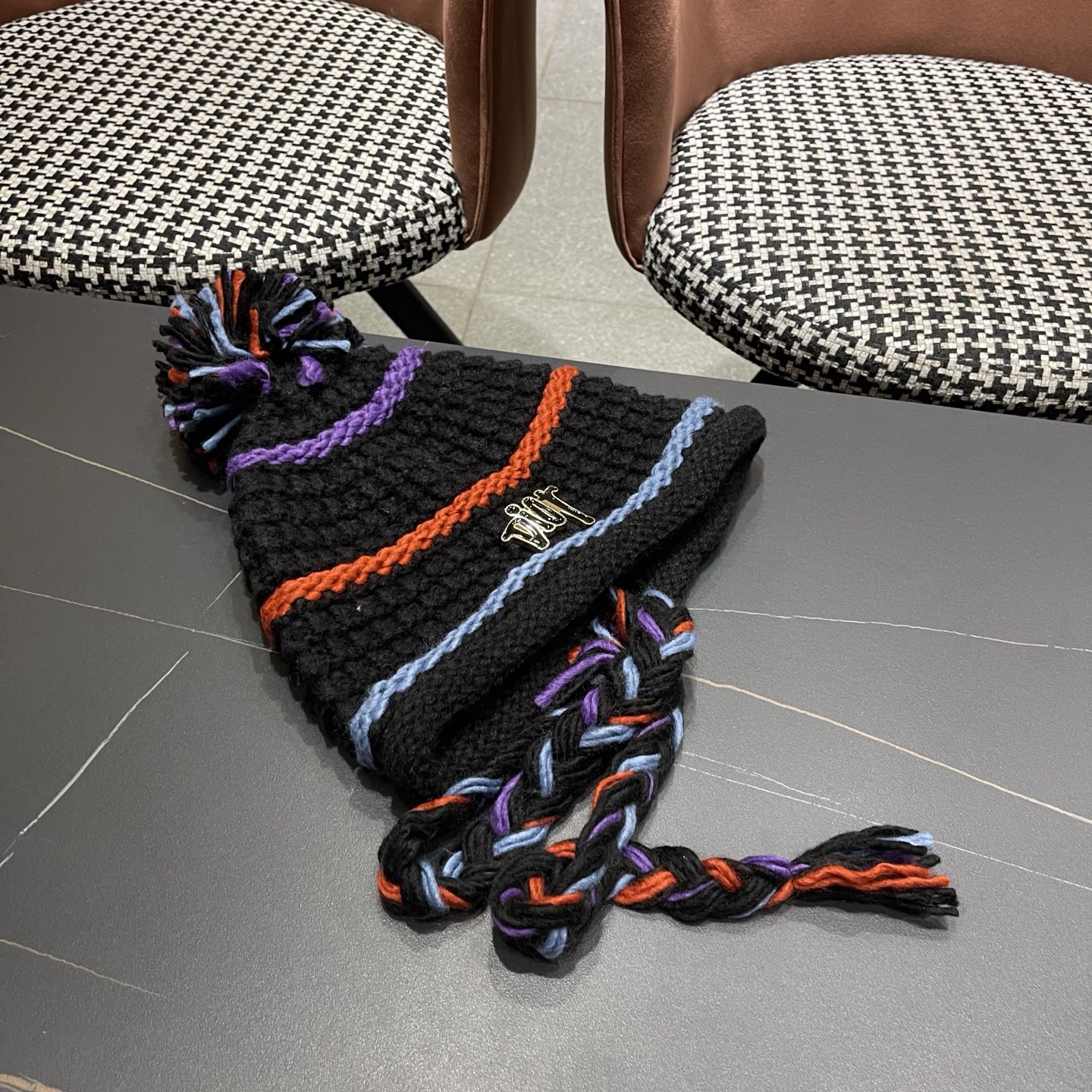 迪奥Dior 2025新款彩色条纹针织套头帽子女秋冬季保暖显脸小百搭护耳毛线帽