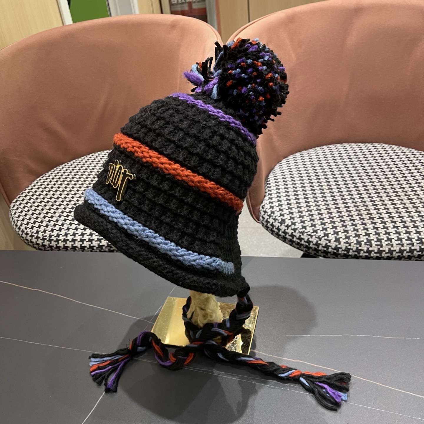 迪奥Dior 2025新款彩色条纹针织套头帽子女秋冬季保暖显脸小百搭护耳毛线帽