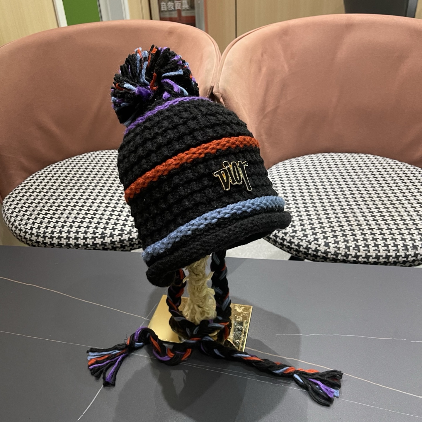 迪奥Dior 2025新款彩色条纹针织套头帽子女秋冬季保暖显脸小百搭护耳毛线帽