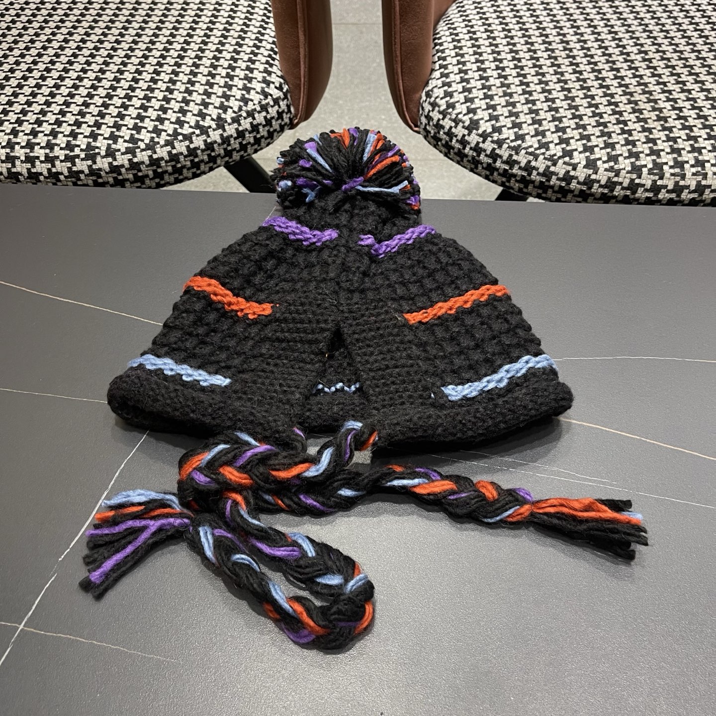 迪奥Dior 2025新款彩色条纹针织套头帽子女秋冬季保暖显脸小百搭护耳毛线帽