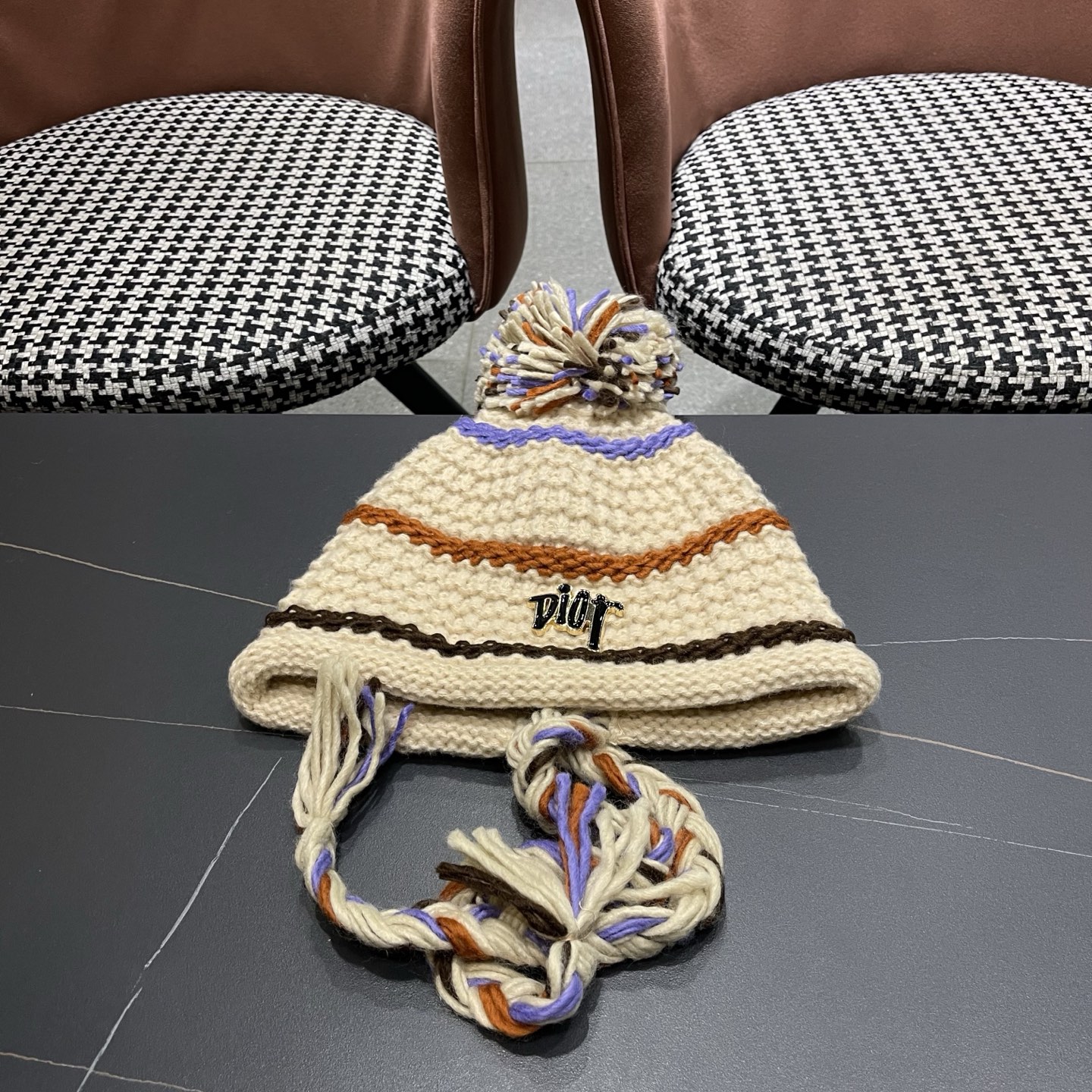 迪奥Dior 2025新款彩色条纹针织套头帽子女秋冬季保暖显脸小百搭护耳毛线帽