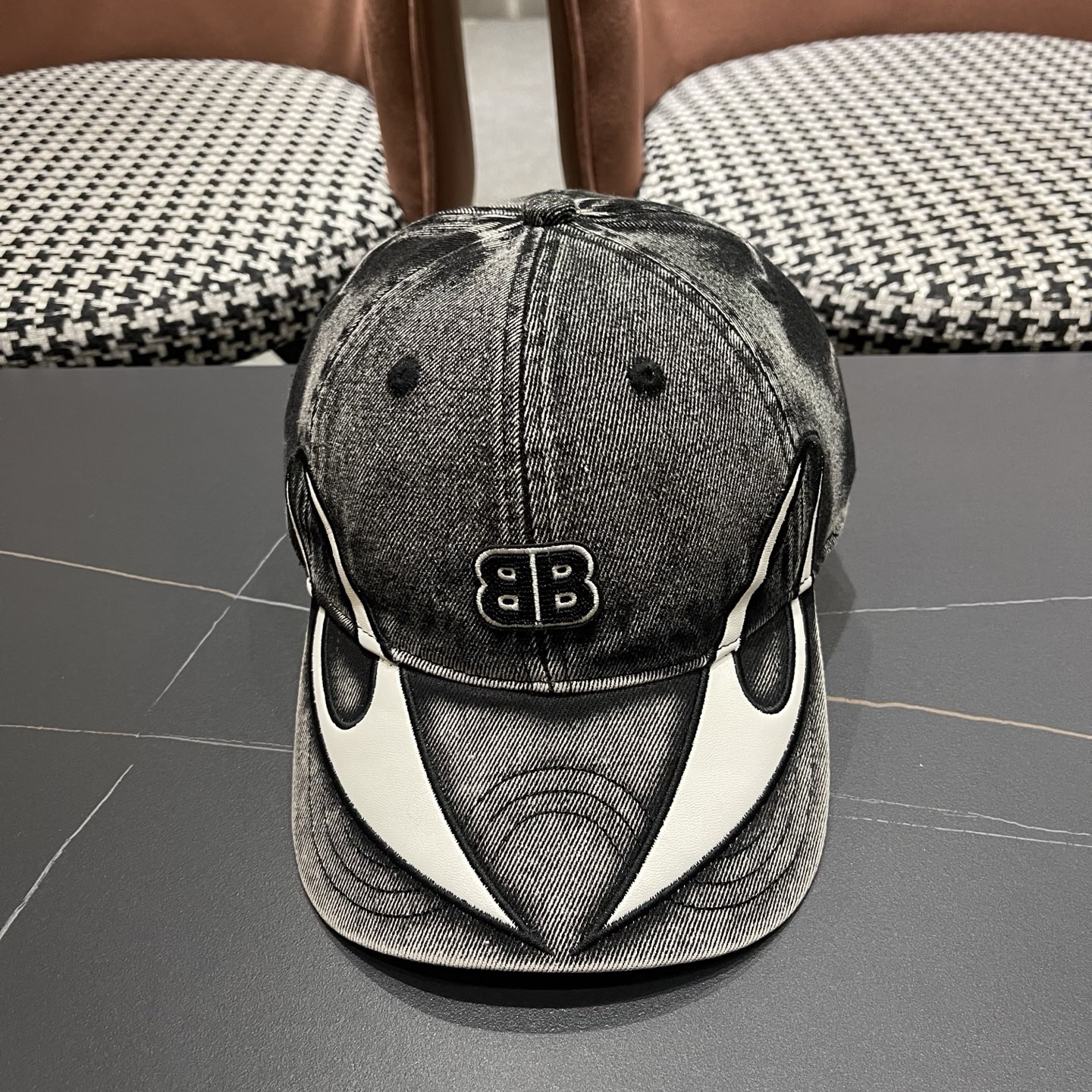 巴黎世家BALENCIAGA 美式水洗牛仔拼皮双刃火焰棒球帽男女街头潮牌大头围重工鸭舌帽子