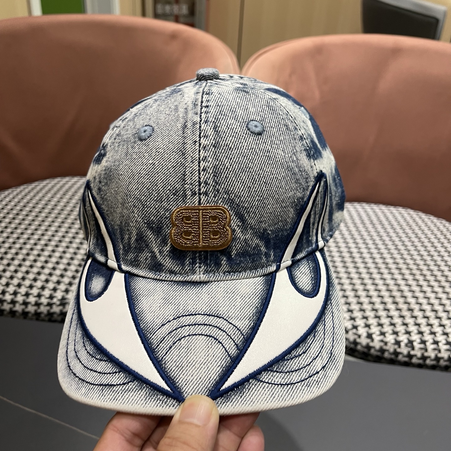 巴黎世家BALENCIAGA 美式水洗牛仔拼皮双刃火焰棒球帽男女街头潮牌大头围重工鸭舌帽子