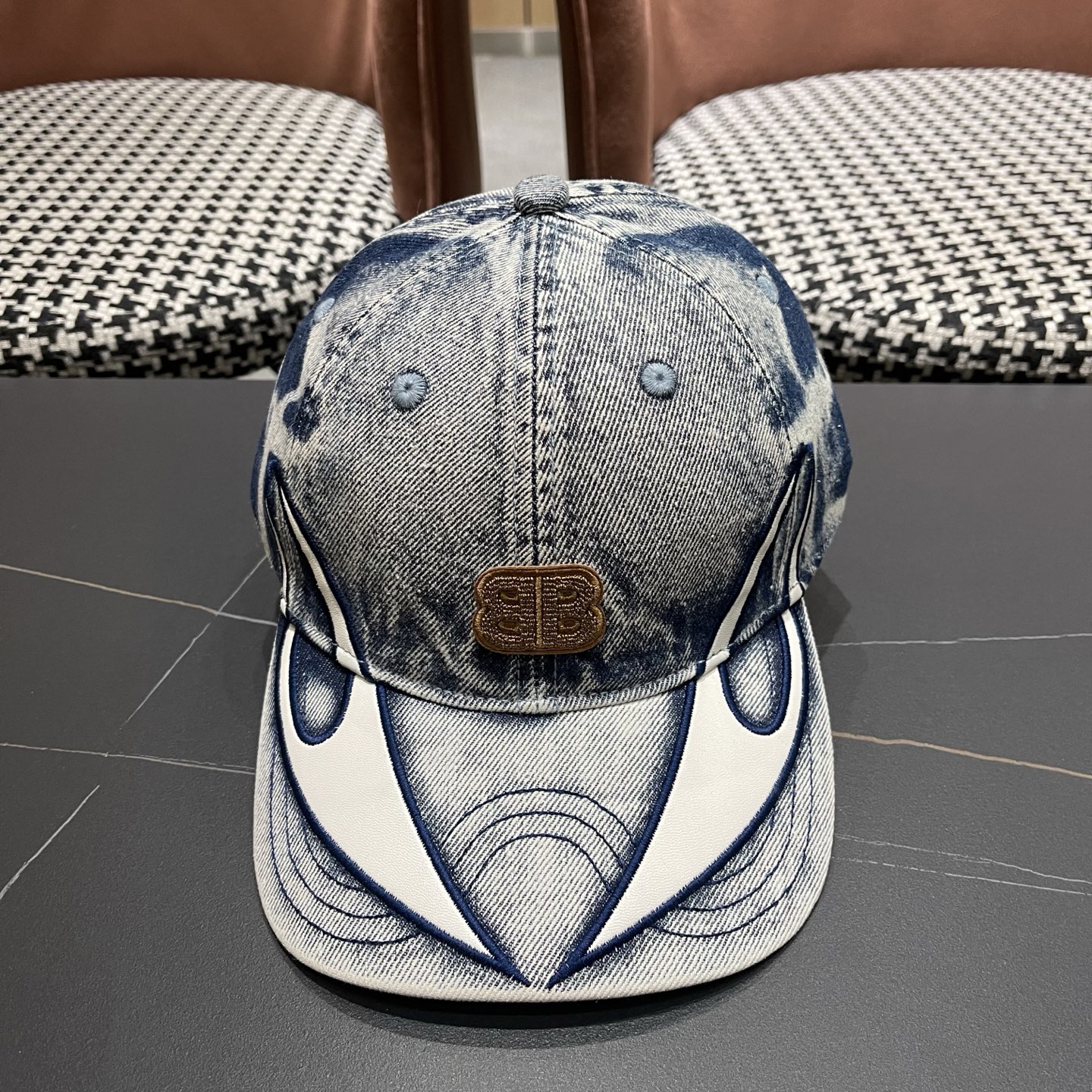 巴黎世家BALENCIAGA 美式水洗牛仔拼皮双刃火焰棒球帽男女街头潮牌大头围重工鸭舌帽子