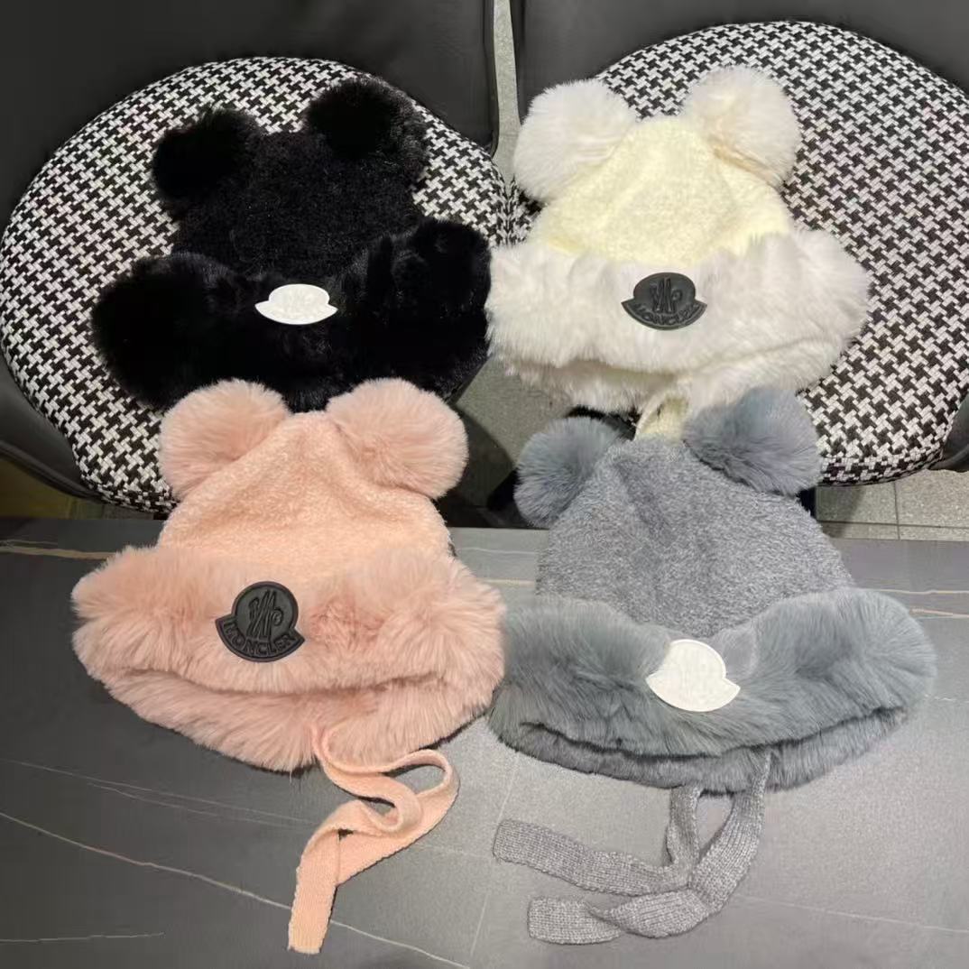 【MONCLER蒙口】可爱小熊护耳毛绒帽子女冬季韩版保暖加厚骑车防风防寒雷锋帽
