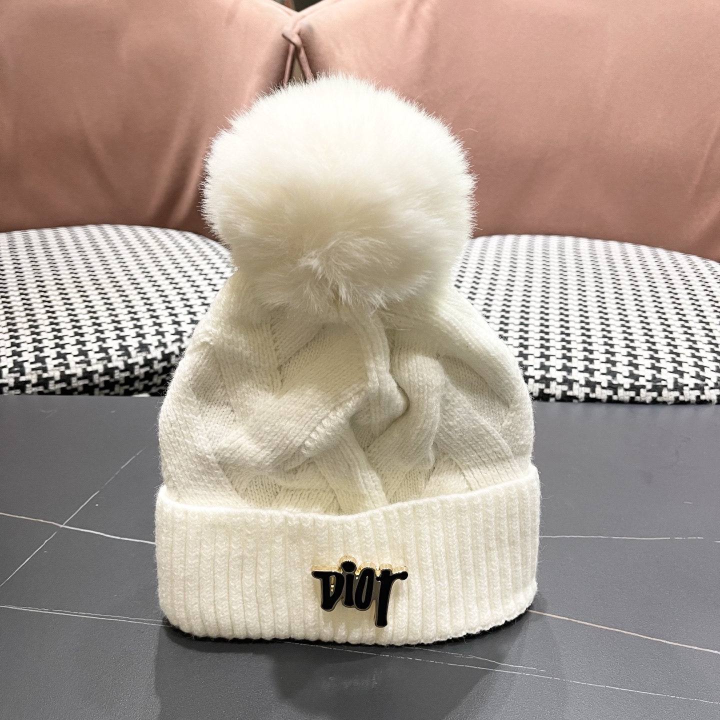 迪奥Dior兔毛毛线帽2025女秋冬韩版百搭日系保暖针织帽加厚护耳冷帽子