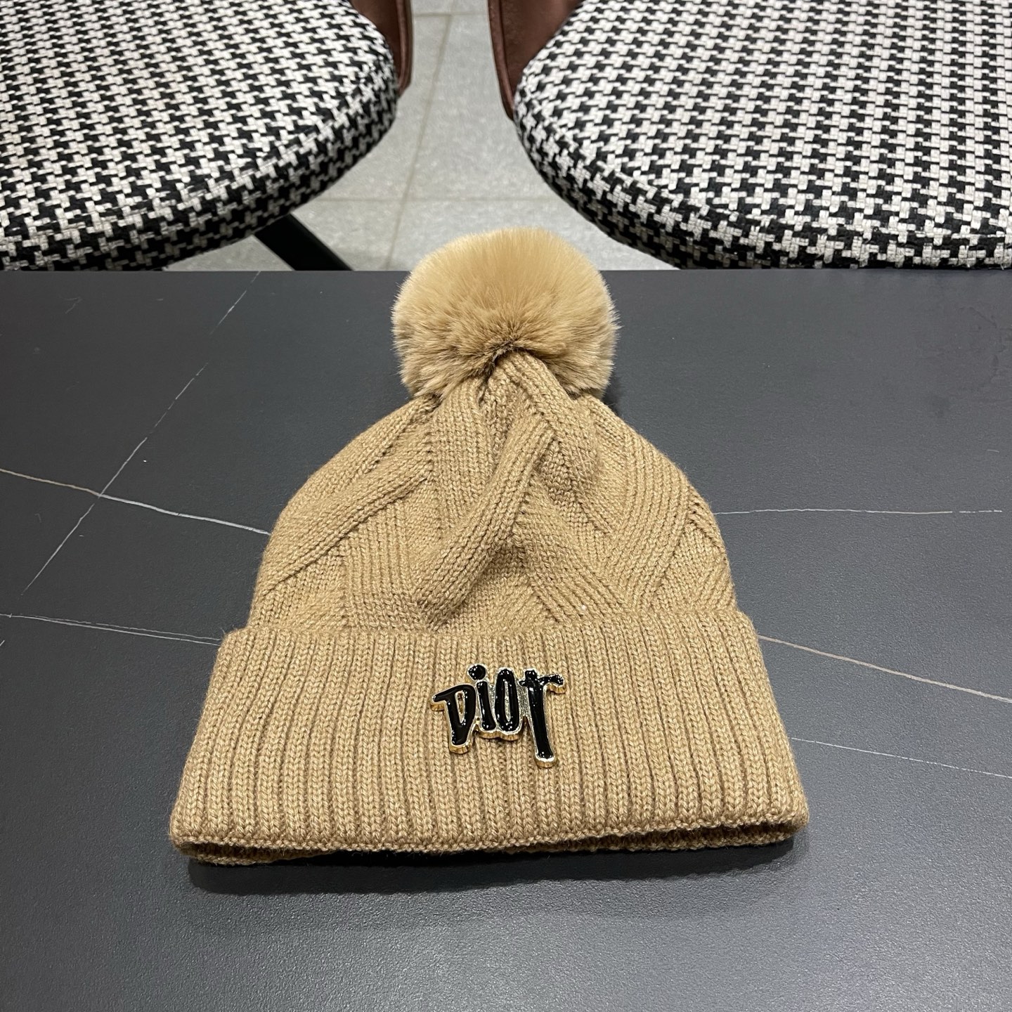迪奥Dior兔毛毛线帽2025女秋冬韩版百搭日系保暖针织帽加厚护耳冷帽子