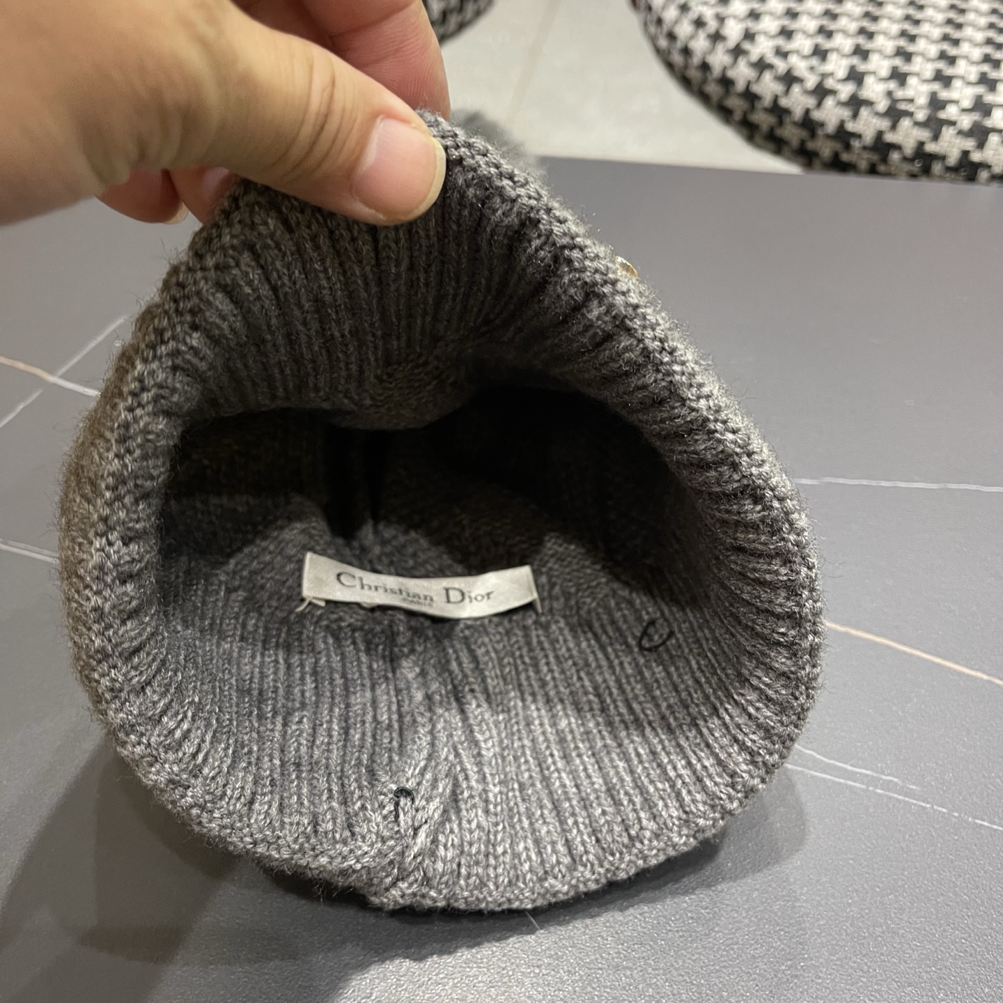 迪奥Dior兔毛毛线帽2025女秋冬韩版百搭日系保暖针织帽加厚护耳冷帽子