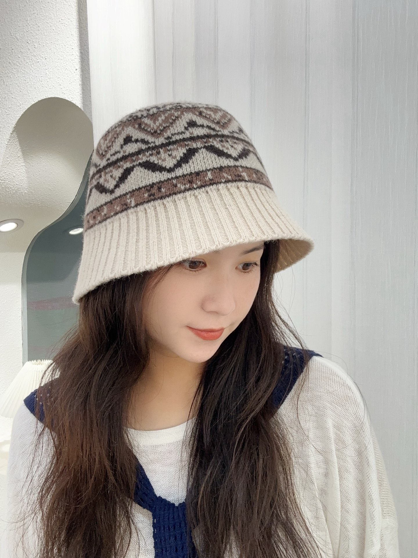 迪奥DIOR2025秋冬渔夫帽针织盆帽韩版时尚百搭毛线帽子新款水桶帽网红ins