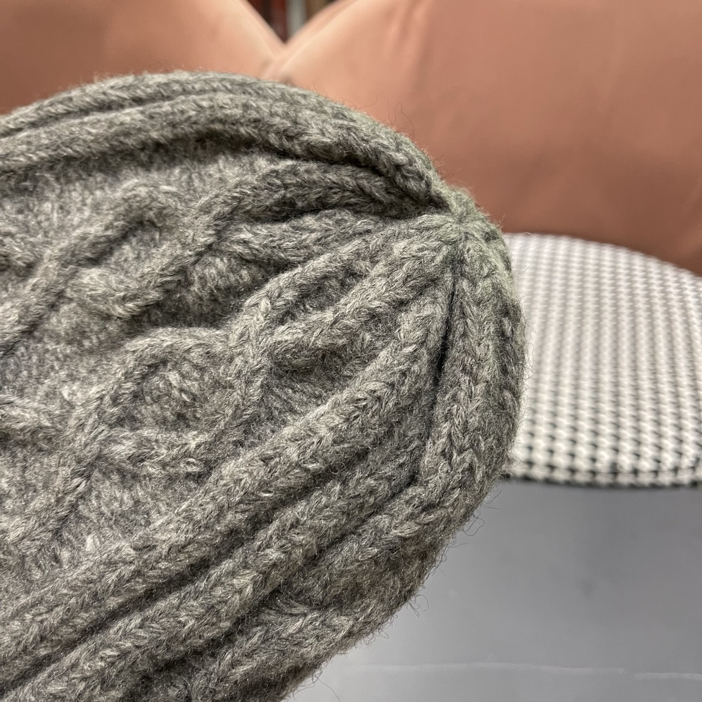 MONCLER蒙口2025麻花针织毛线帽，好品质高端大气，超火爆💖质感很赞，时尚潮流！冬天必备单品，男女