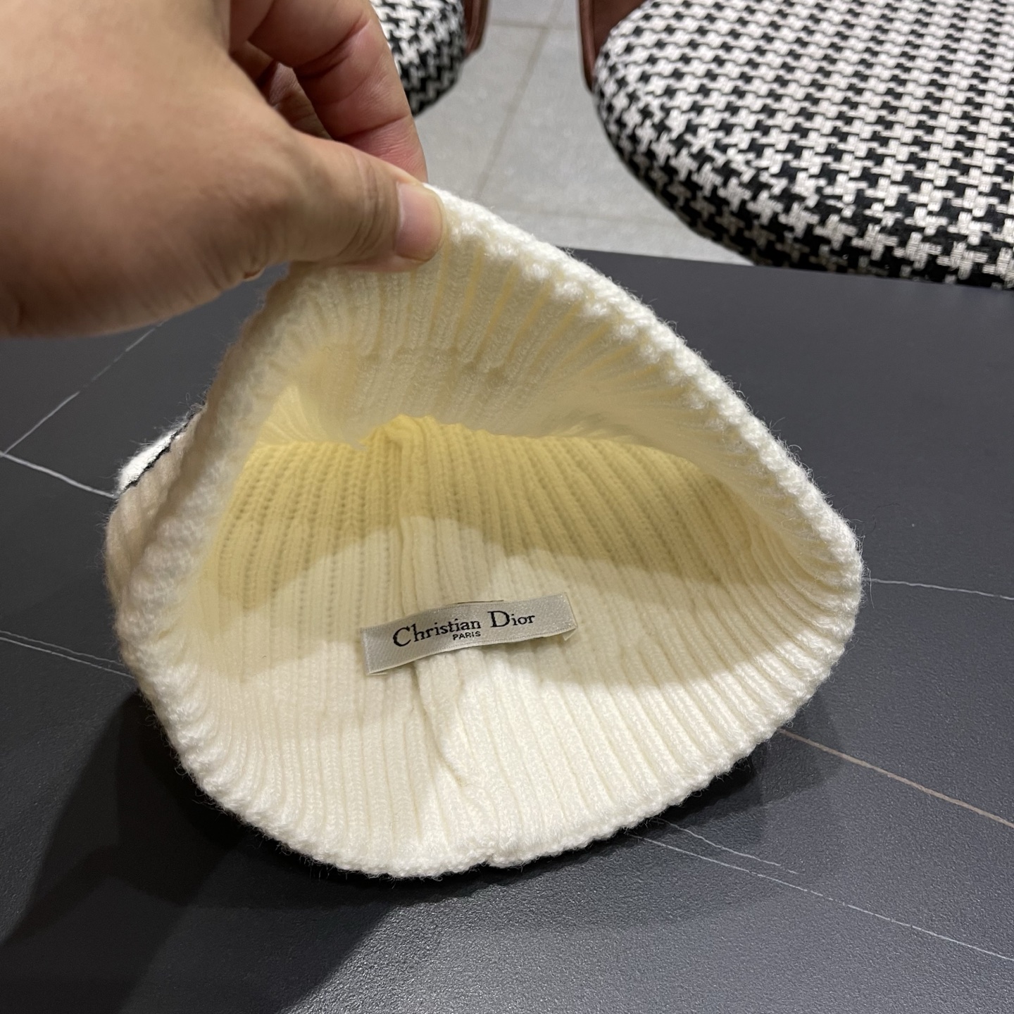 【DIOR迪奥】2025秋冬新款大牌针织毛线帽，韩版设计秋冬穿搭必备