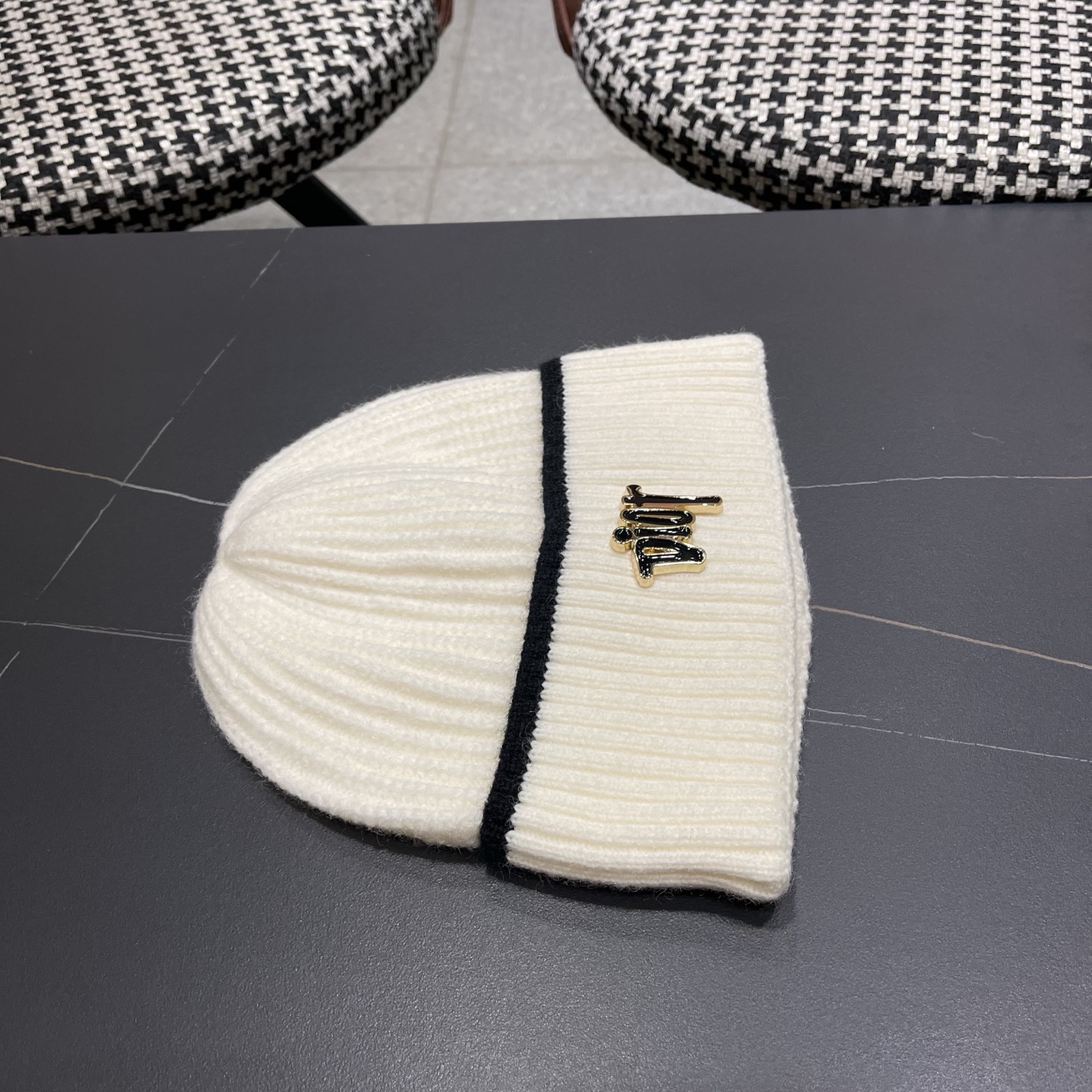 【DIOR迪奥】2025秋冬新款大牌针织毛线帽，韩版设计秋冬穿搭必备