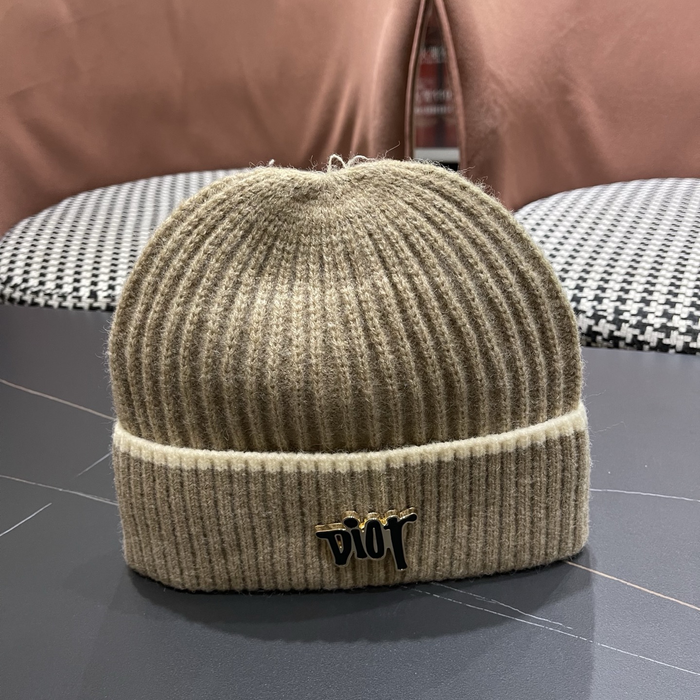 【DIOR迪奥】2025秋冬新款大牌针织毛线帽，韩版设计秋冬穿搭必备