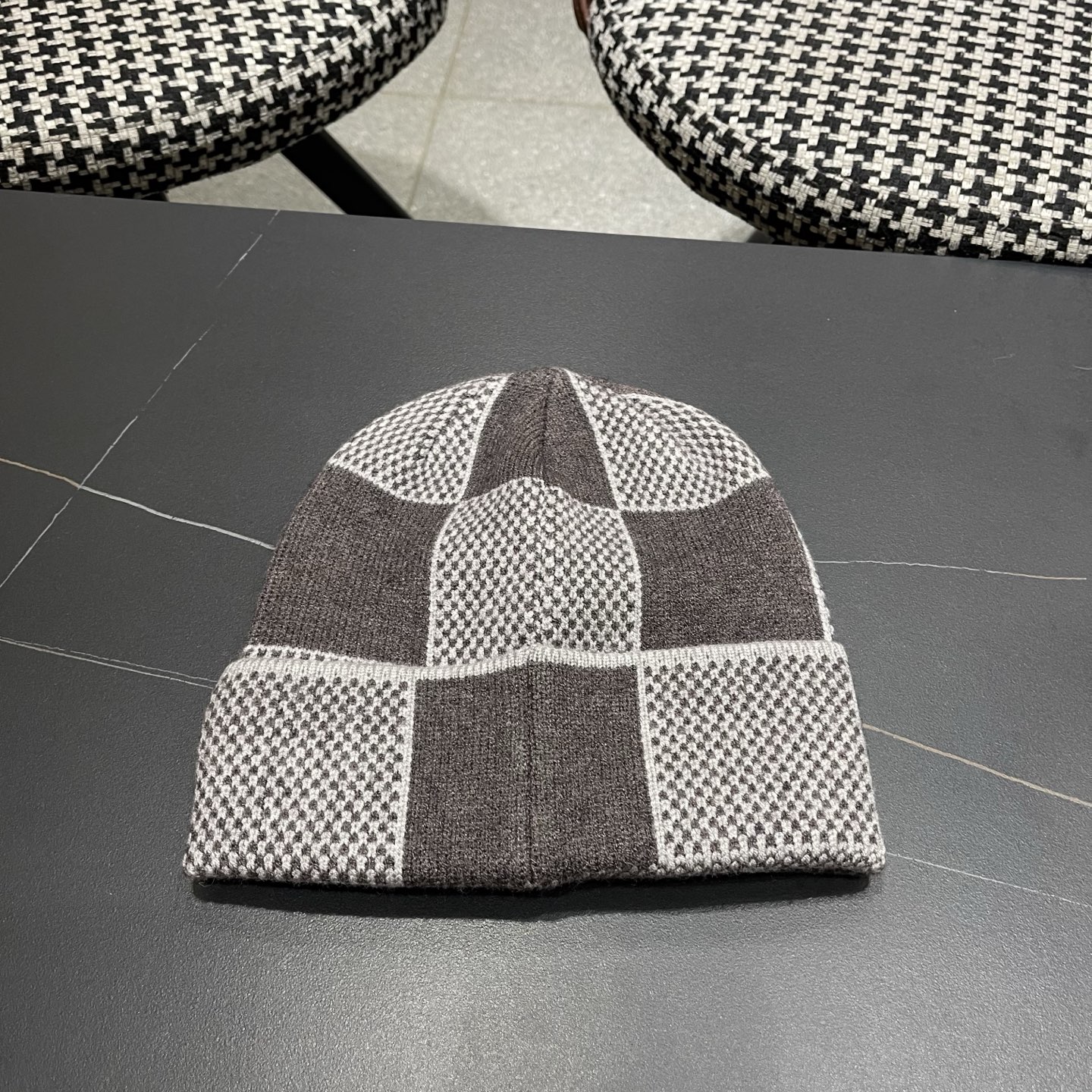 LV路易威登经典原单毛线帽，采用精选羊毛面料，超高羊毛成份，‼️手感超柔软，弹性极佳，市场品质多多，亲们