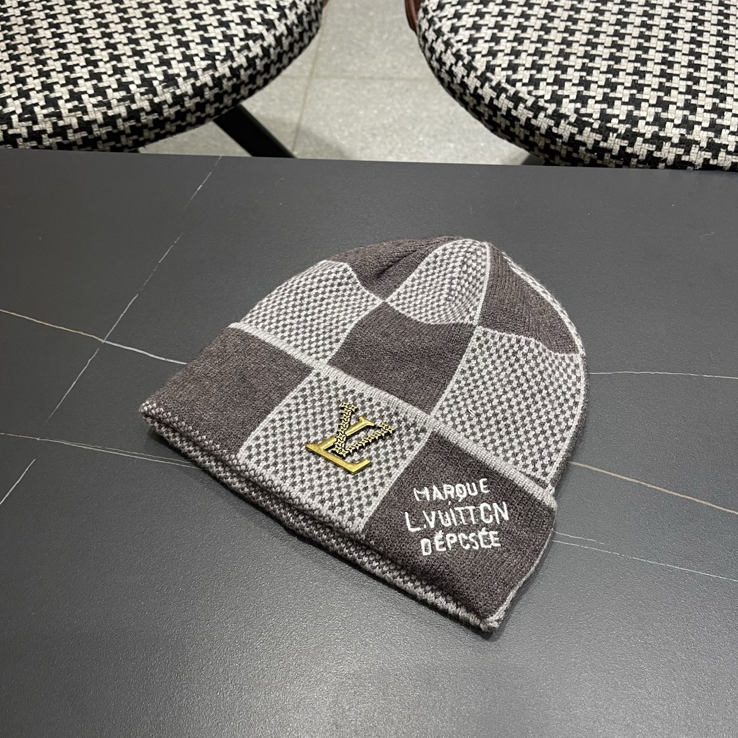 LV路易威登经典原单毛线帽，采用精选羊毛面料，超高羊毛成份，‼️手感超柔软，弹性极佳，市场品质多多，亲们