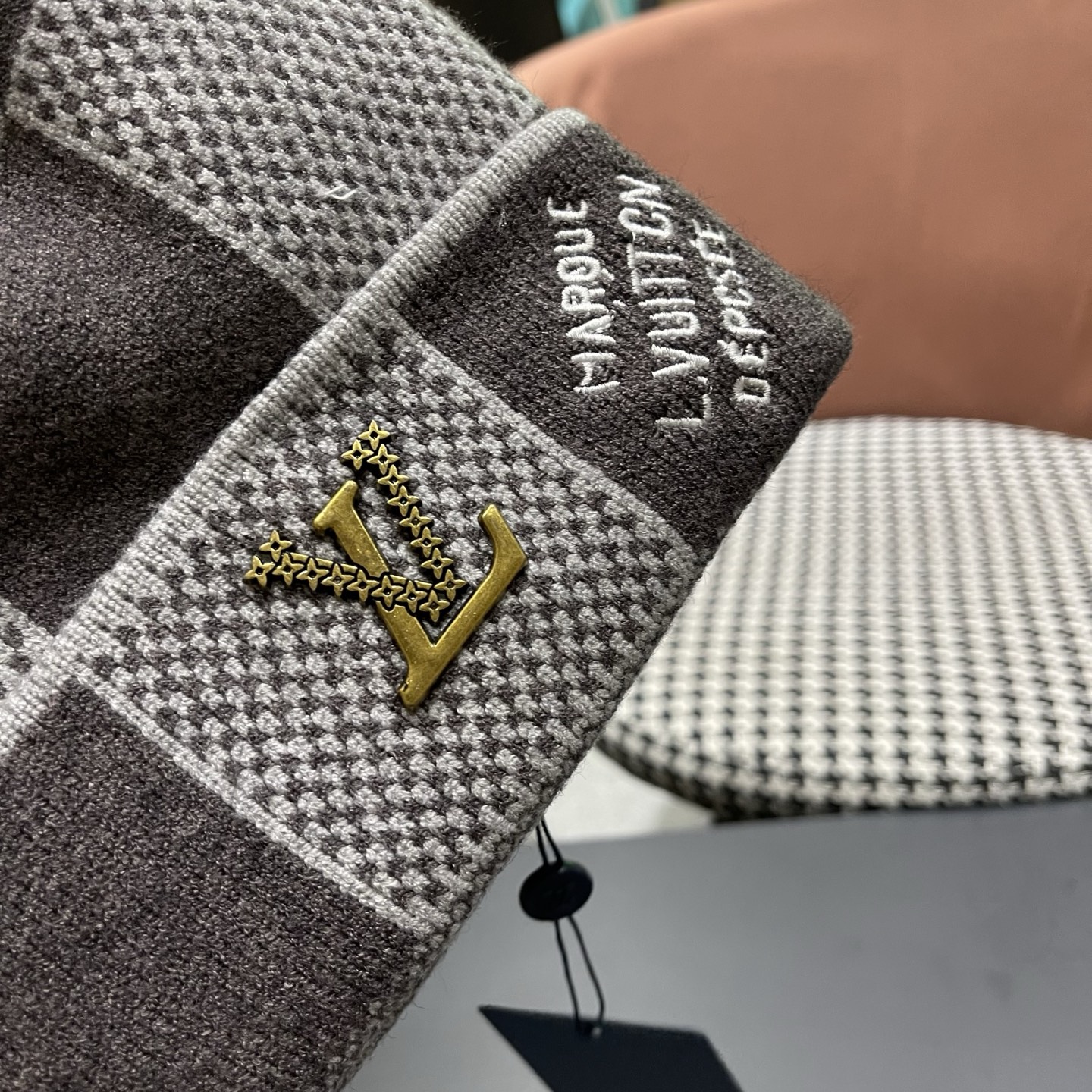 LV路易威登经典原单毛线帽，采用精选羊毛面料，超高羊毛成份，‼️手感超柔软，弹性极佳，市场品质多多，亲们