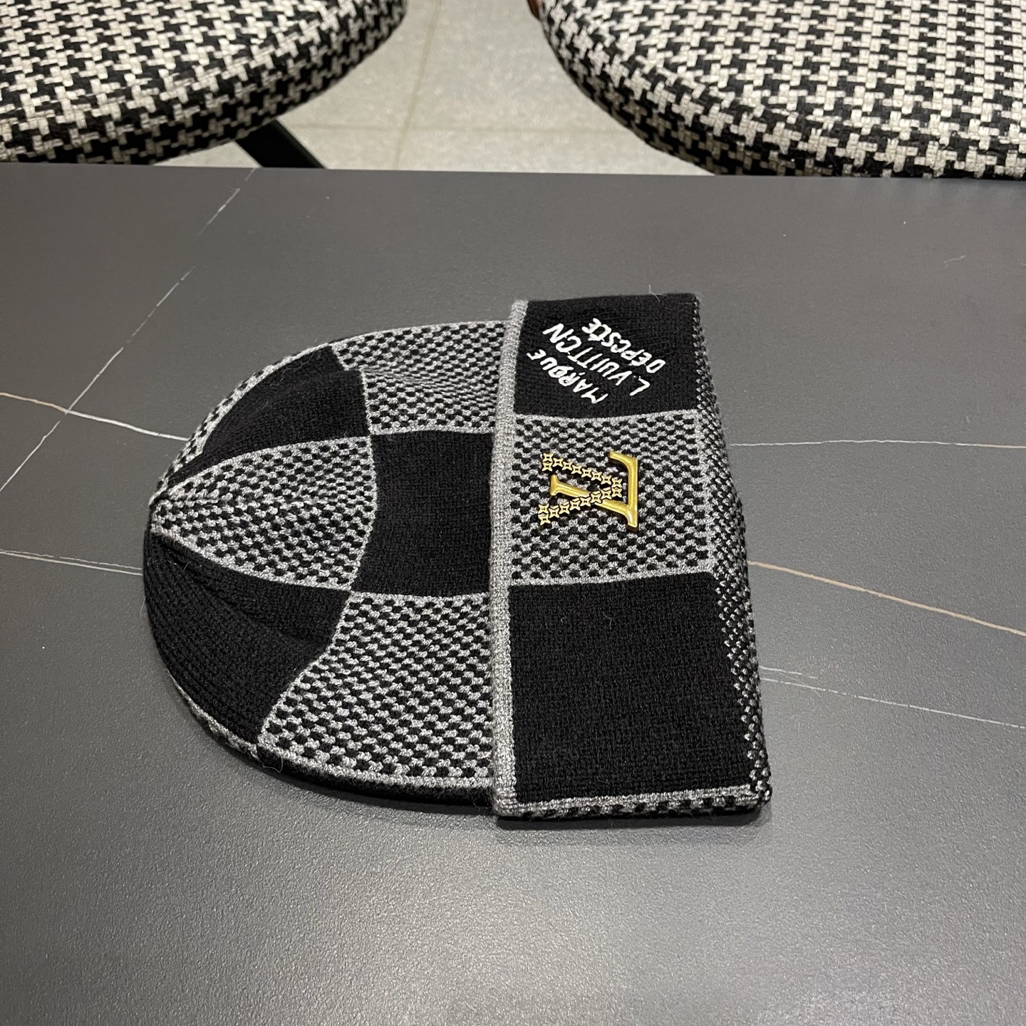 LV路易威登经典原单毛线帽，采用精选羊毛面料，超高羊毛成份，‼️手感超柔软，弹性极佳，市场品质多多，亲们