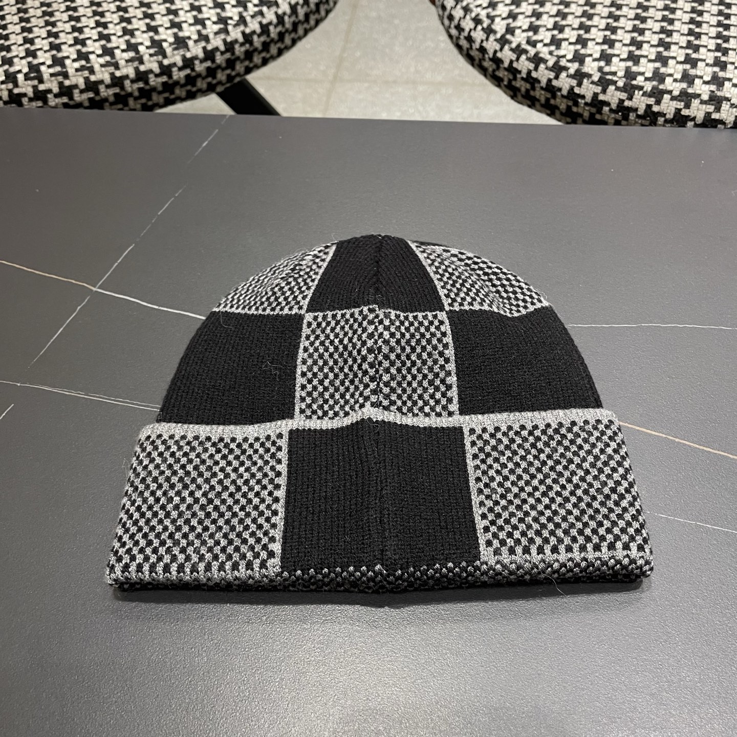 LV路易威登经典原单毛线帽，采用精选羊毛面料，超高羊毛成份，‼️手感超柔软，弹性极佳，市场品质多多，亲们