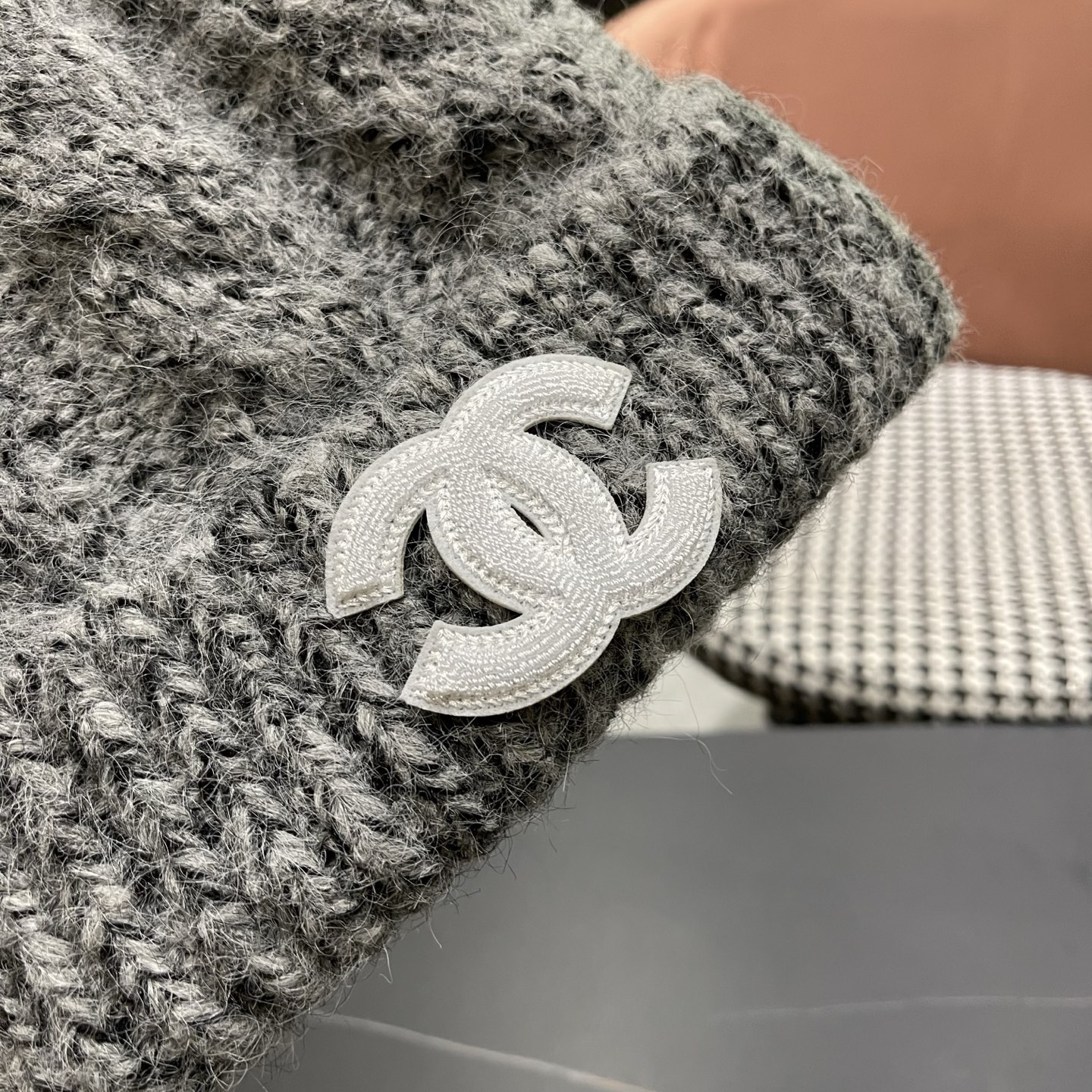 【Chanel香奈儿】2025新款麻花小香风搭配针织毛线帽，时尚简约#保暖款