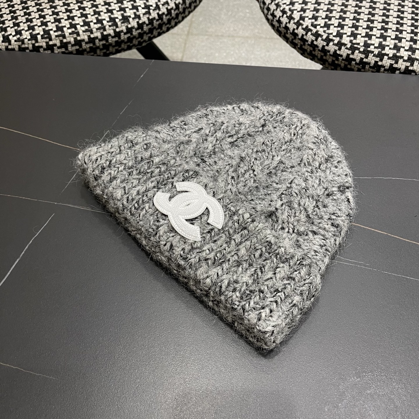 【Chanel香奈儿】2025新款麻花小香风搭配针织毛线帽，时尚简约#保暖款