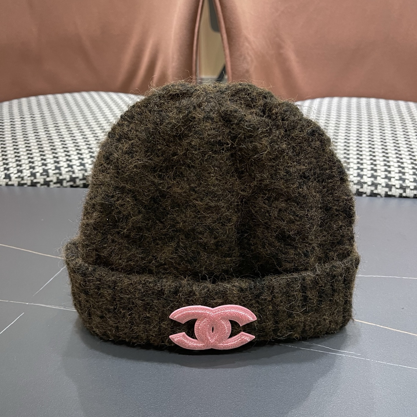 【Chanel香奈儿】2025新款麻花小香风搭配针织毛线帽，时尚简约#保暖款