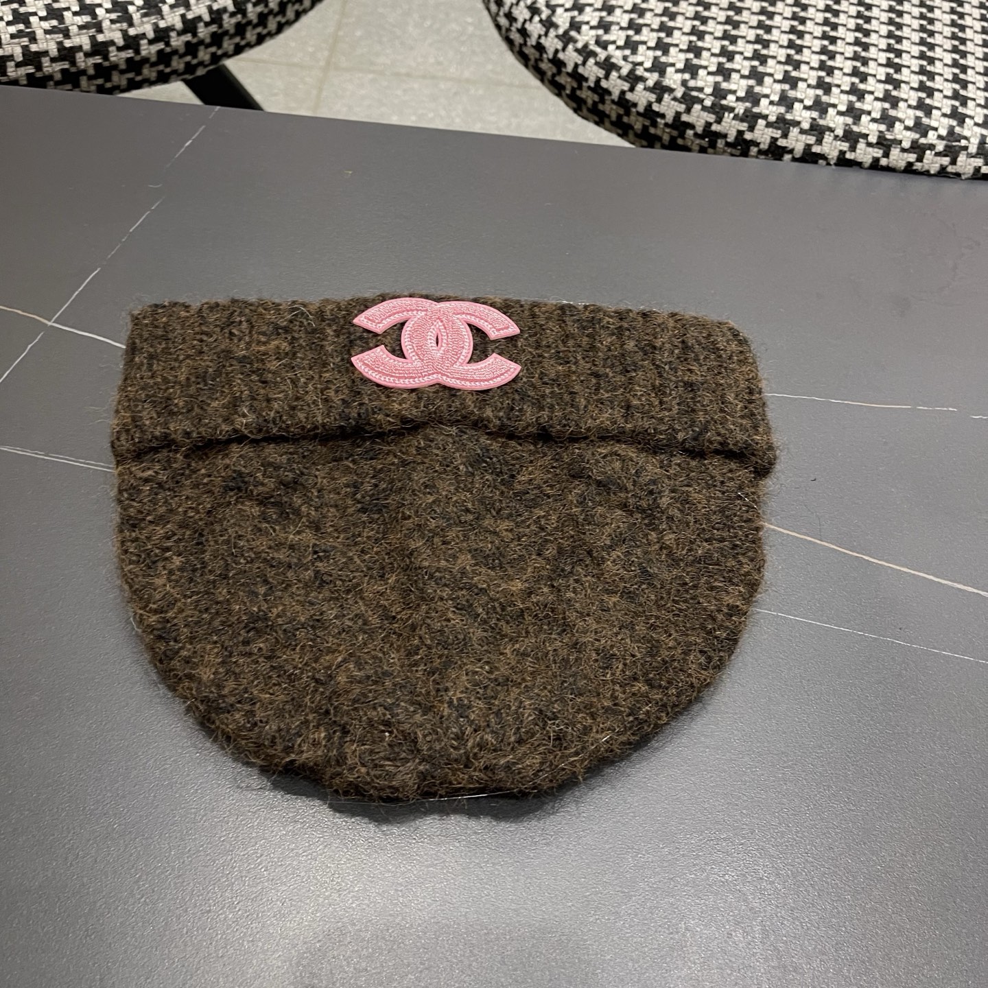 【Chanel香奈儿】2025新款麻花小香风搭配针织毛线帽，时尚简约#保暖款