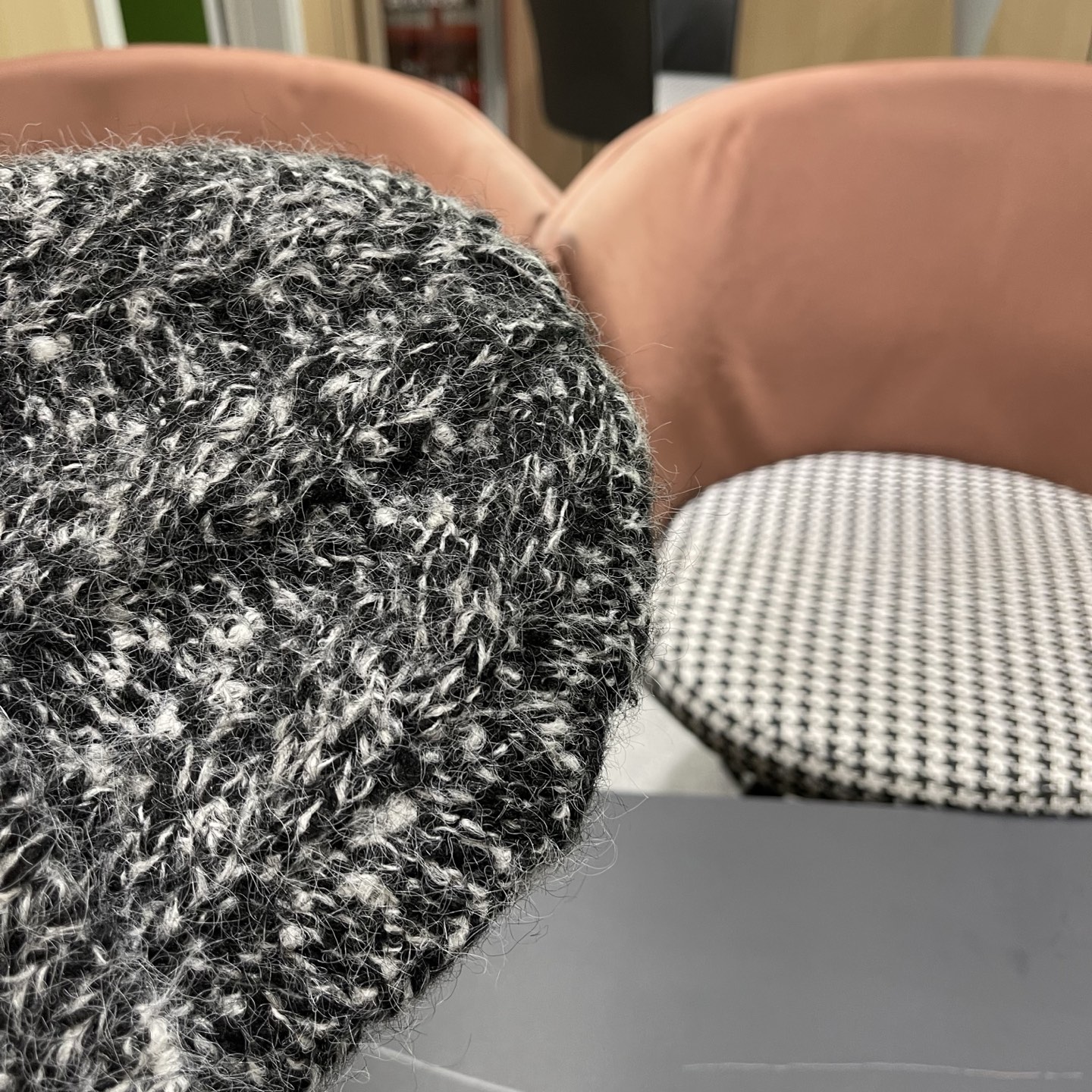 【Chanel香奈儿】2025新款麻花小香风搭配针织毛线帽，时尚简约#保暖款