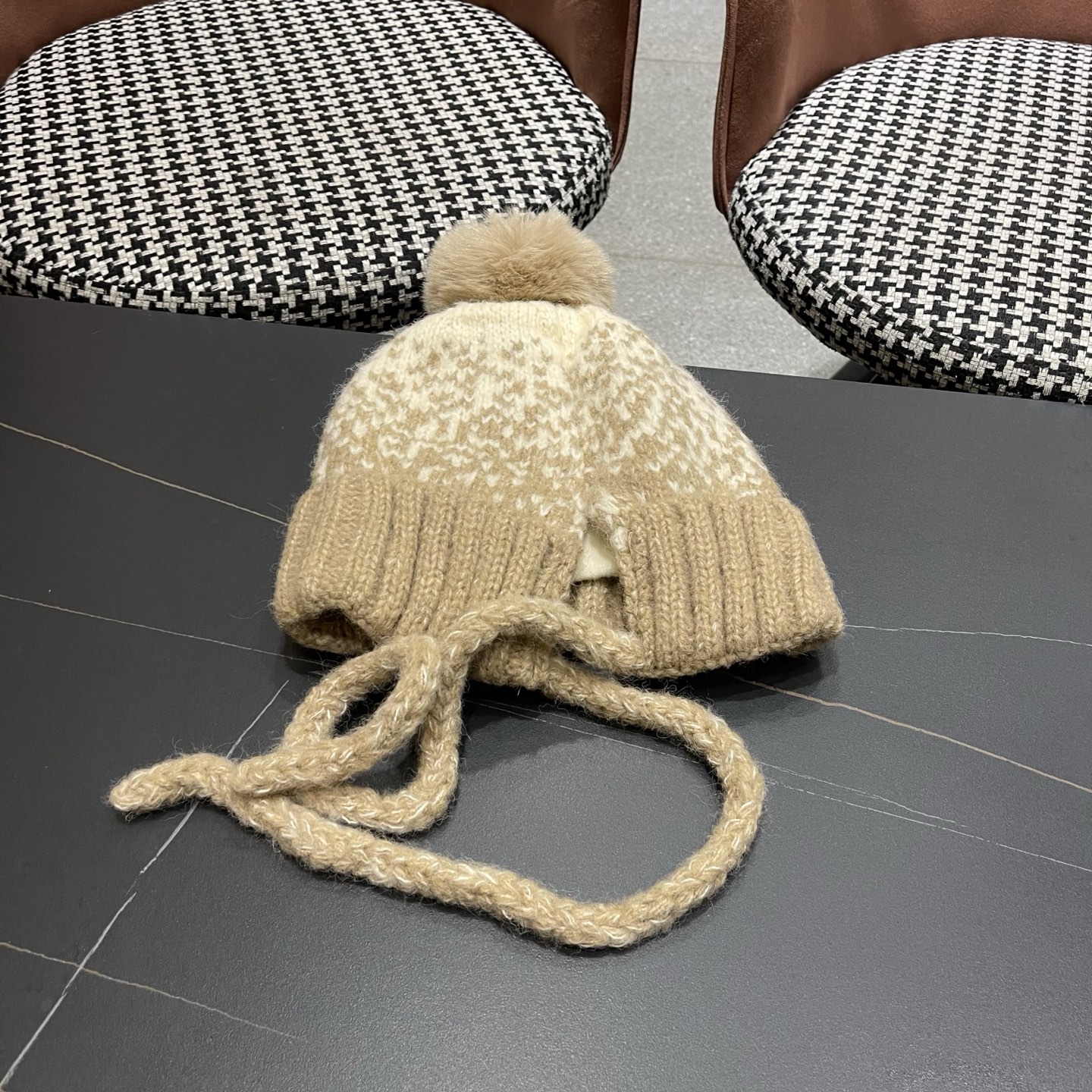 蒙口MONCLER 慵懒风针织帽女冬季保暖巴拉克拉法秋冬天帽子堆堆毛绒毛线帽