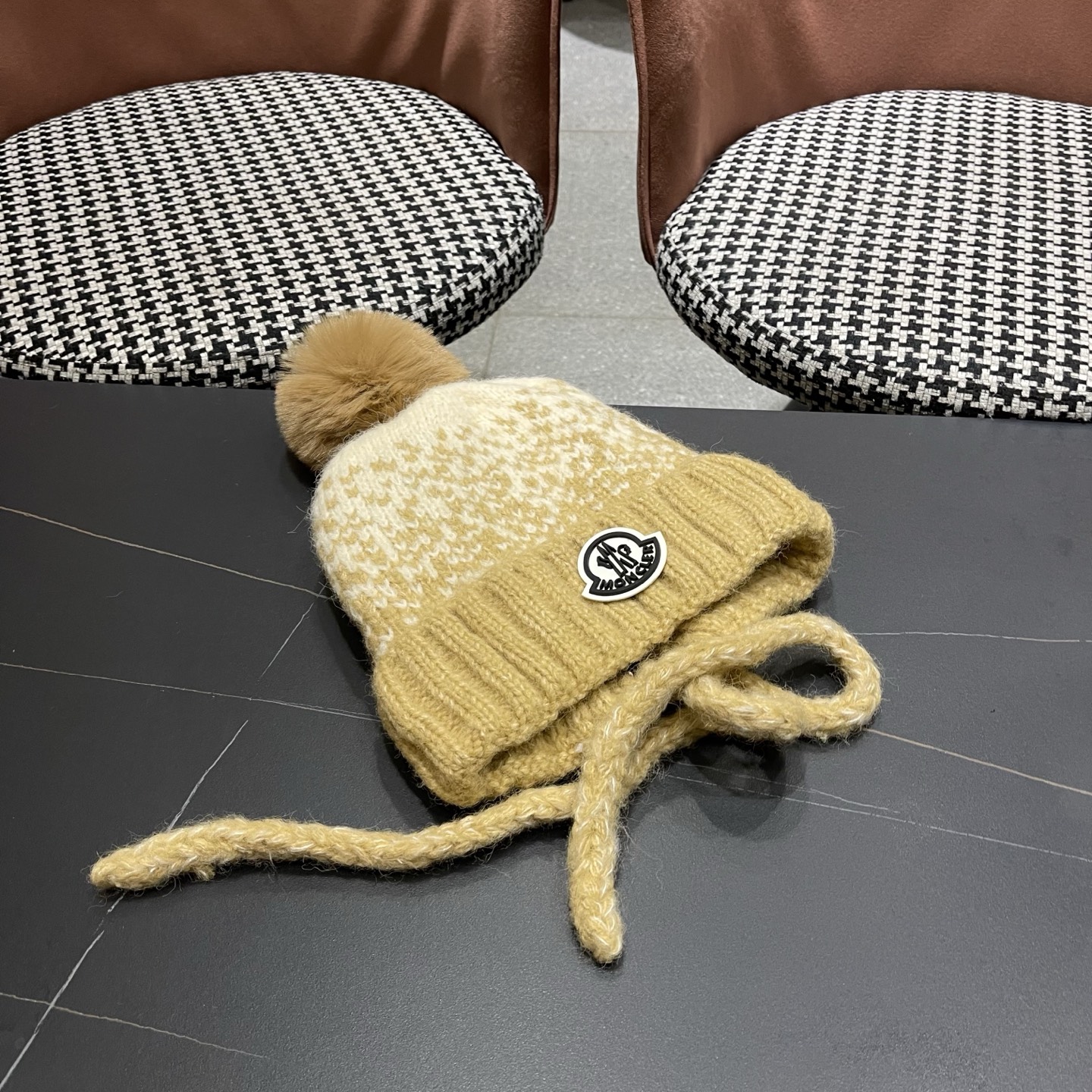 蒙口MONCLER 慵懒风针织帽女冬季保暖巴拉克拉法秋冬天帽子堆堆毛绒毛线帽