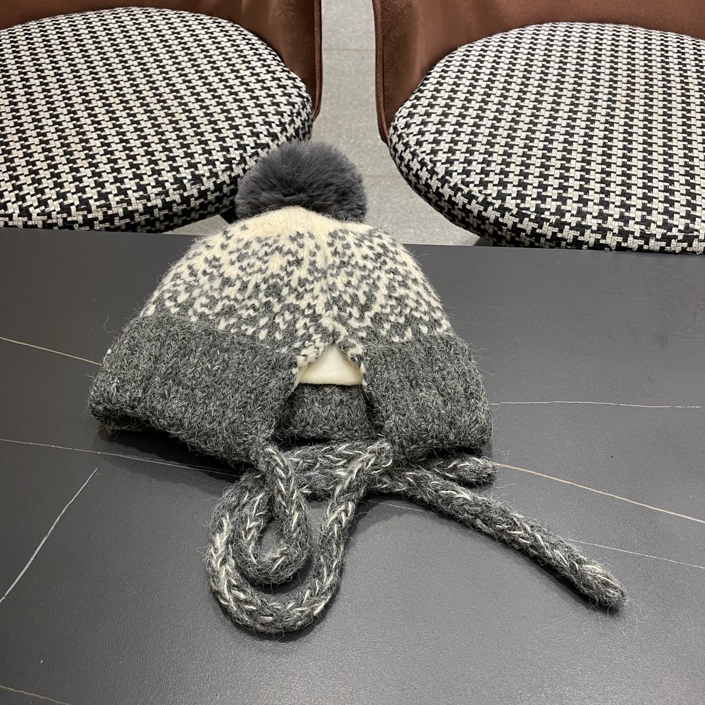 蒙口MONCLER 慵懒风针织帽女冬季保暖巴拉克拉法秋冬天帽子堆堆毛绒毛线帽