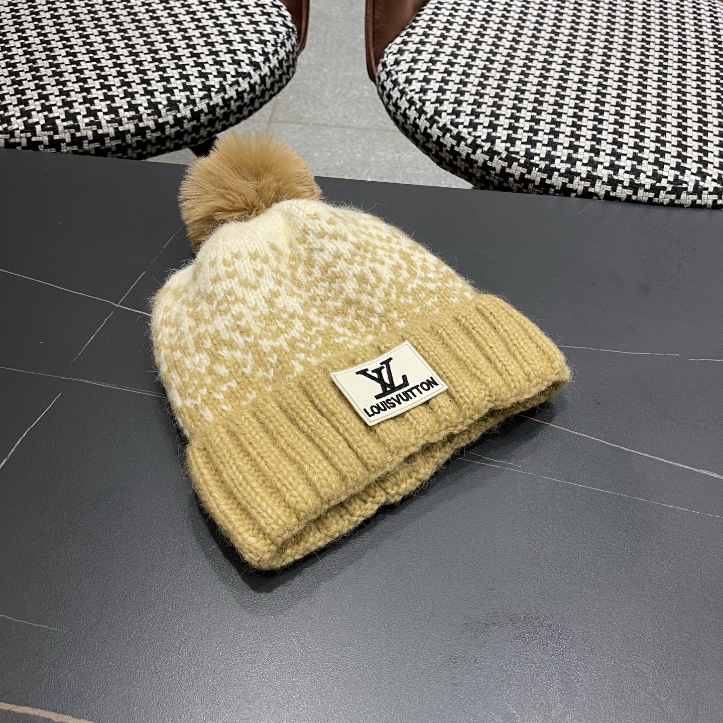 lv路易威登女士帽子女款秋冬毛线帽针织帽冷帽冬季保暖加绒加厚护耳韩版好看