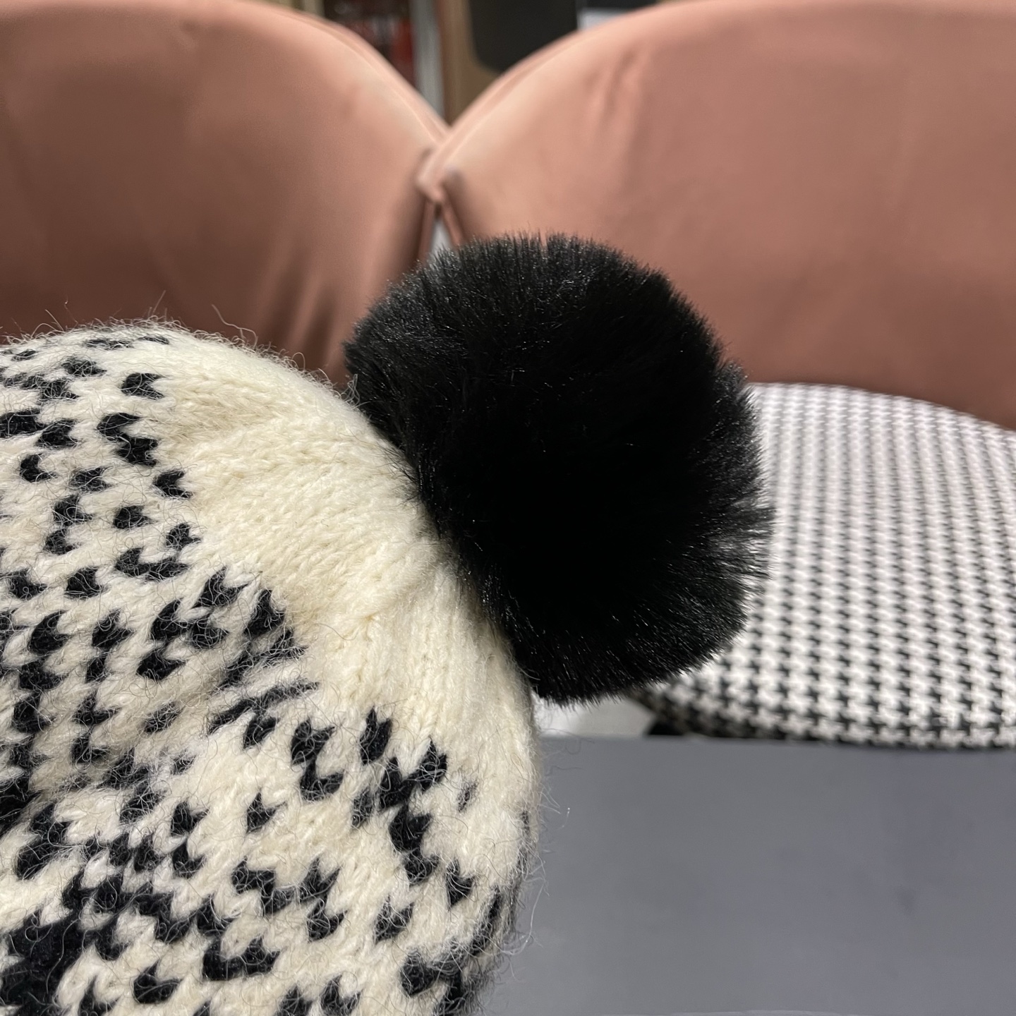 lv路易威登女士帽子女款秋冬毛线帽针织帽冷帽冬季保暖加绒加厚护耳韩版好看