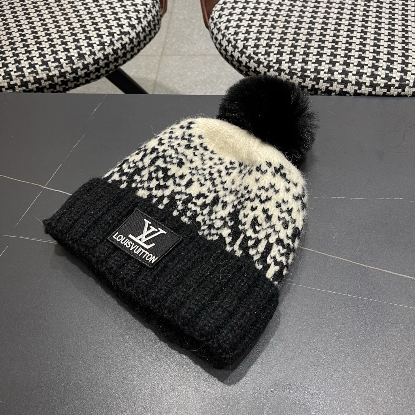 lv路易威登女士帽子女款秋冬毛线帽针织帽冷帽冬季保暖加绒加厚护耳韩版好看