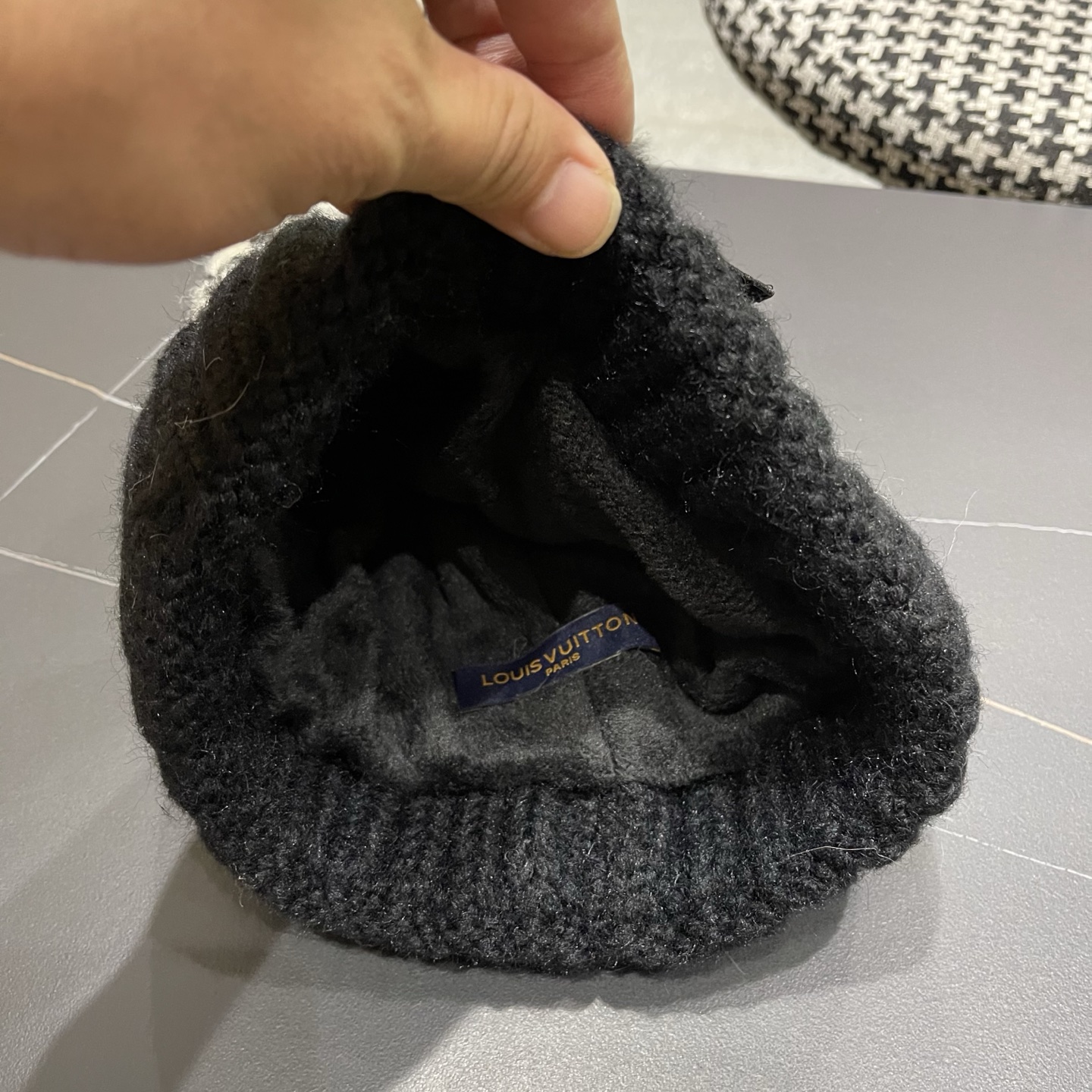 lv路易威登女士帽子女款秋冬毛线帽针织帽冷帽冬季保暖加绒加厚护耳韩版好看