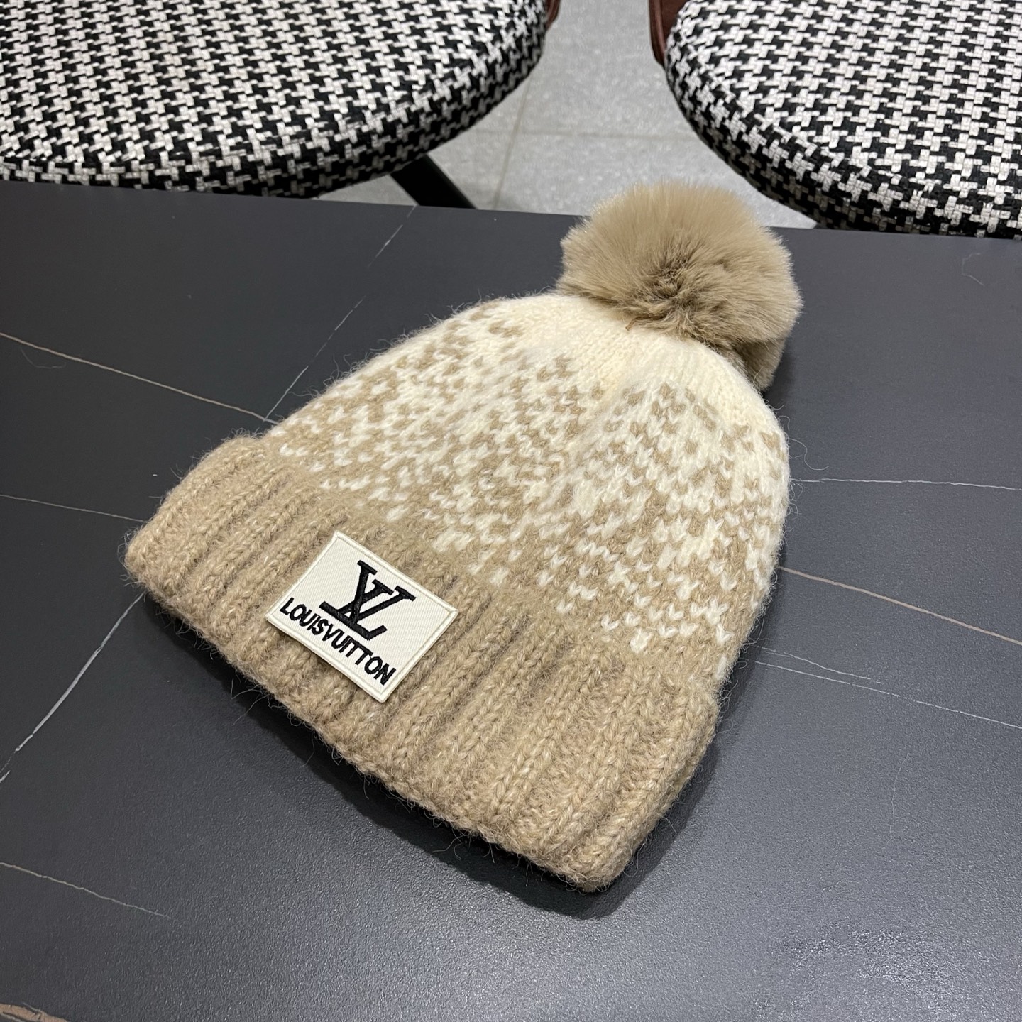 lv路易威登女士帽子女款秋冬毛线帽针织帽冷帽冬季保暖加绒加厚护耳韩版好看
