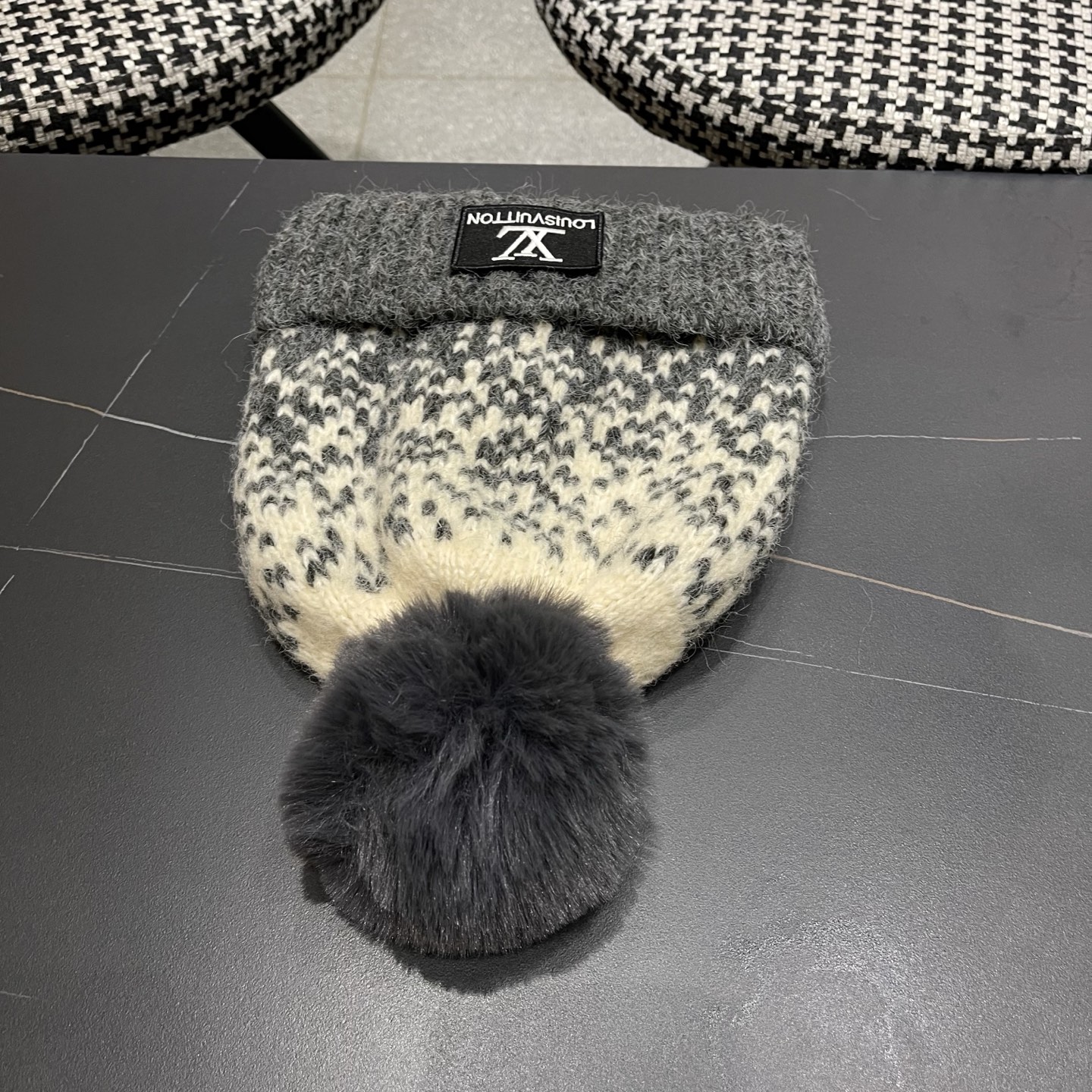 lv路易威登女士帽子女款秋冬毛线帽针织帽冷帽冬季保暖加绒加厚护耳韩版好看