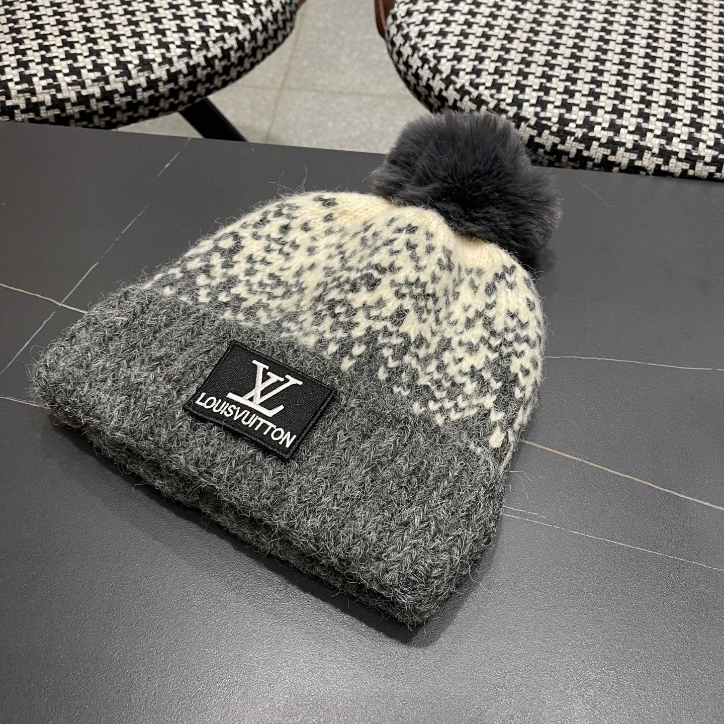 lv路易威登女士帽子女款秋冬毛线帽针织帽冷帽冬季保暖加绒加厚护耳韩版好看