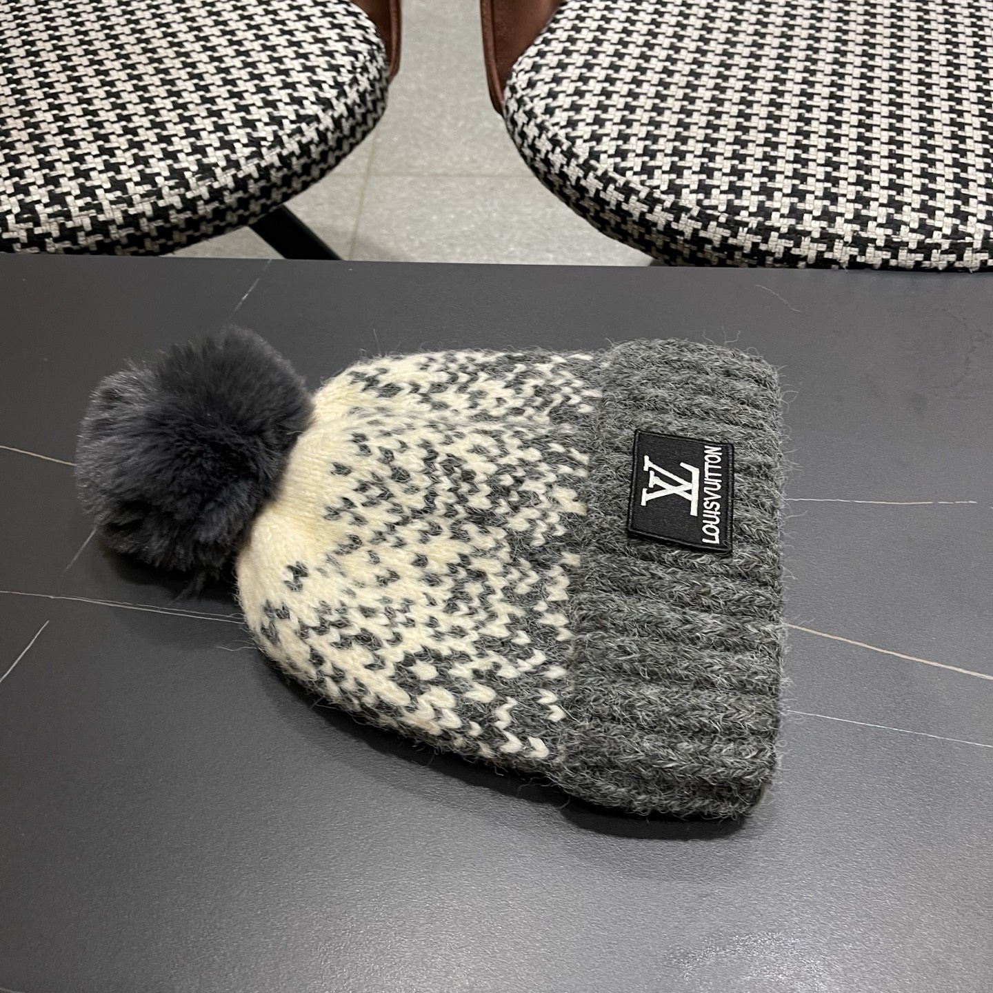 lv路易威登女士帽子女款秋冬毛线帽针织帽冷帽冬季保暖加绒加厚护耳韩版好看